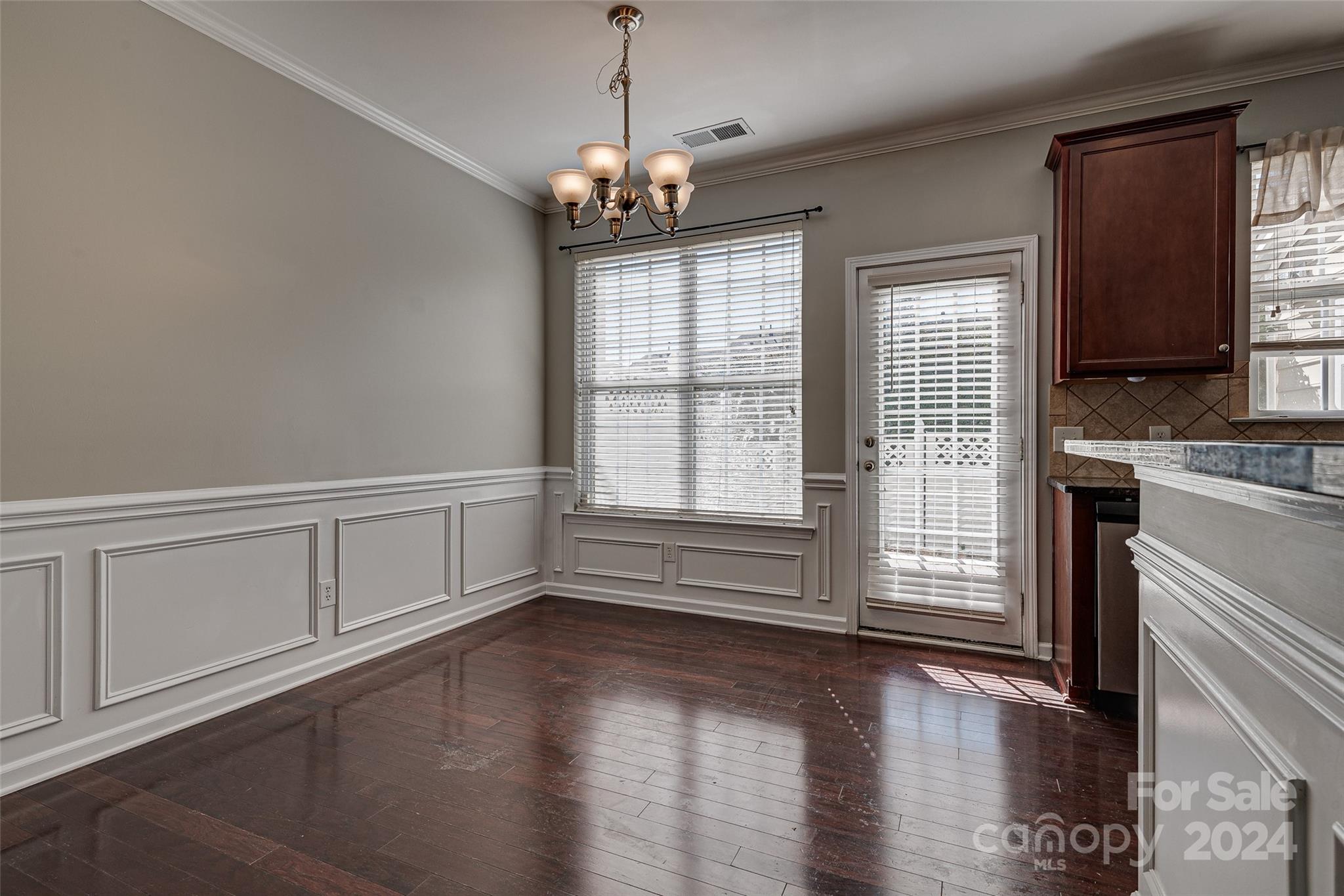 436 River Park Road