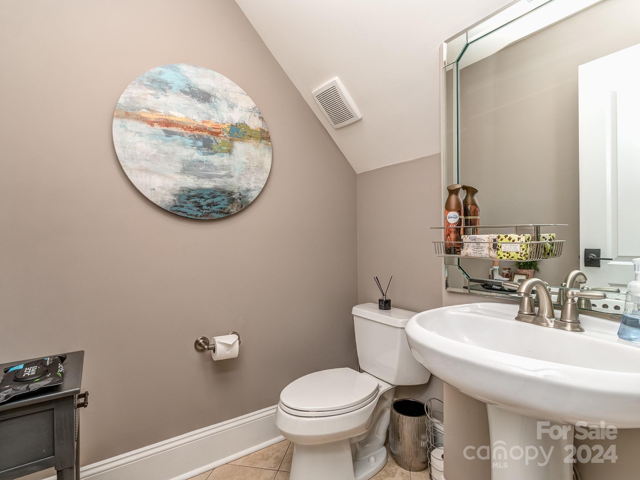 736 Cooks Cove Ridge