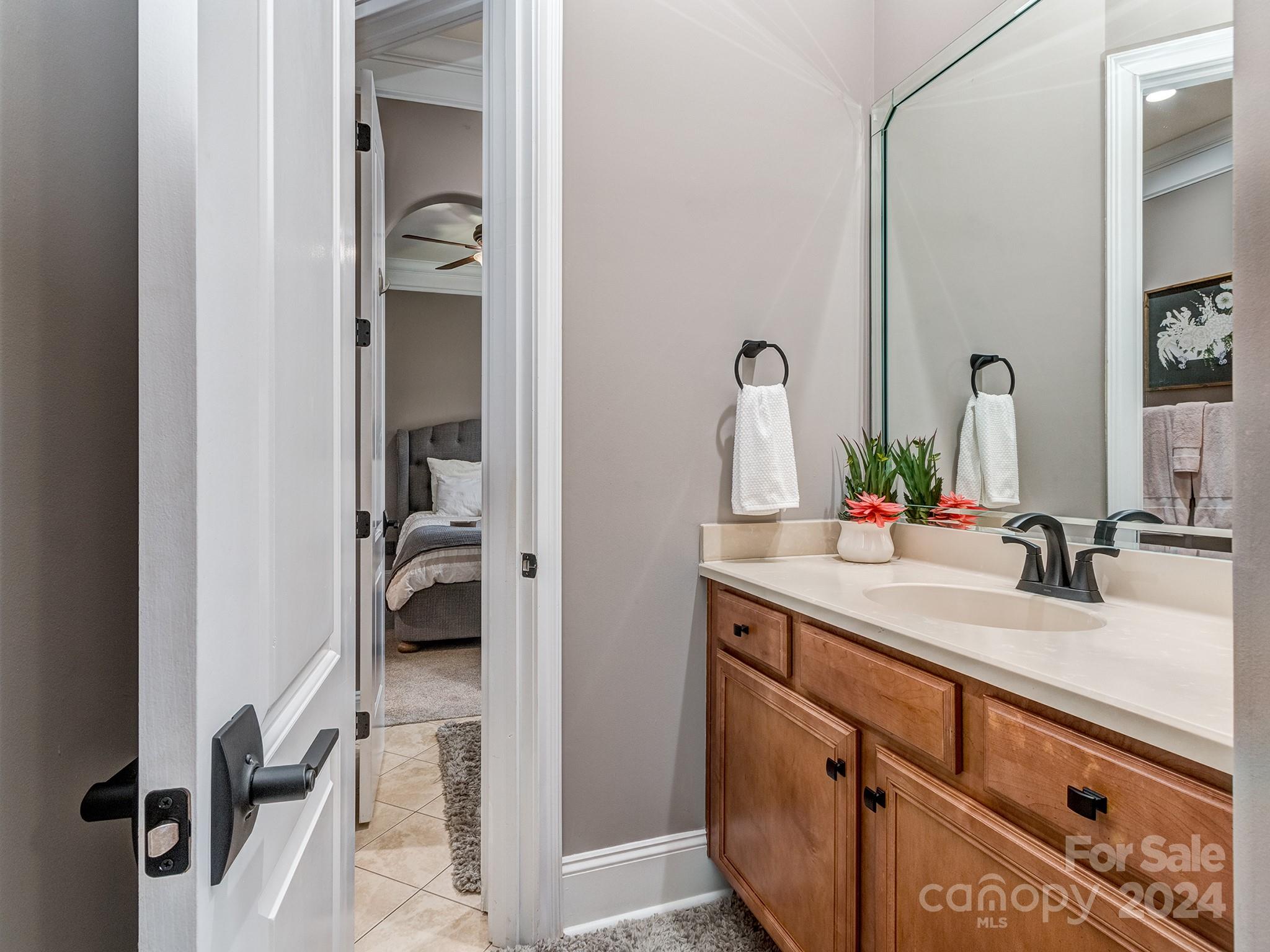 736 Cooks Cove Ridge