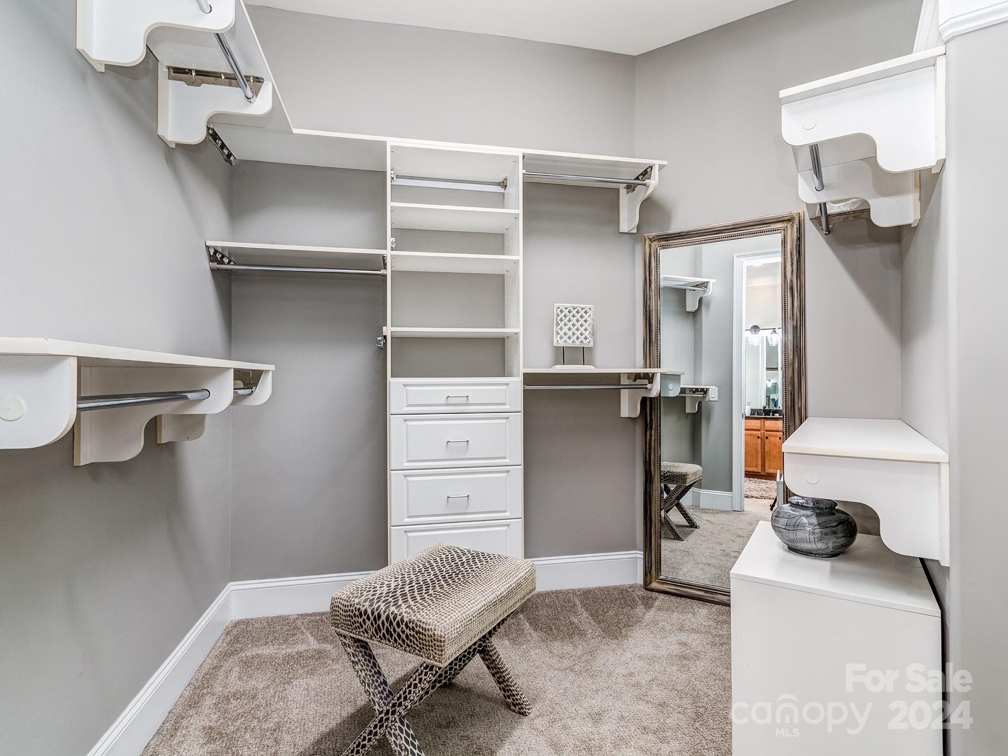 736 Cooks Cove Ridge