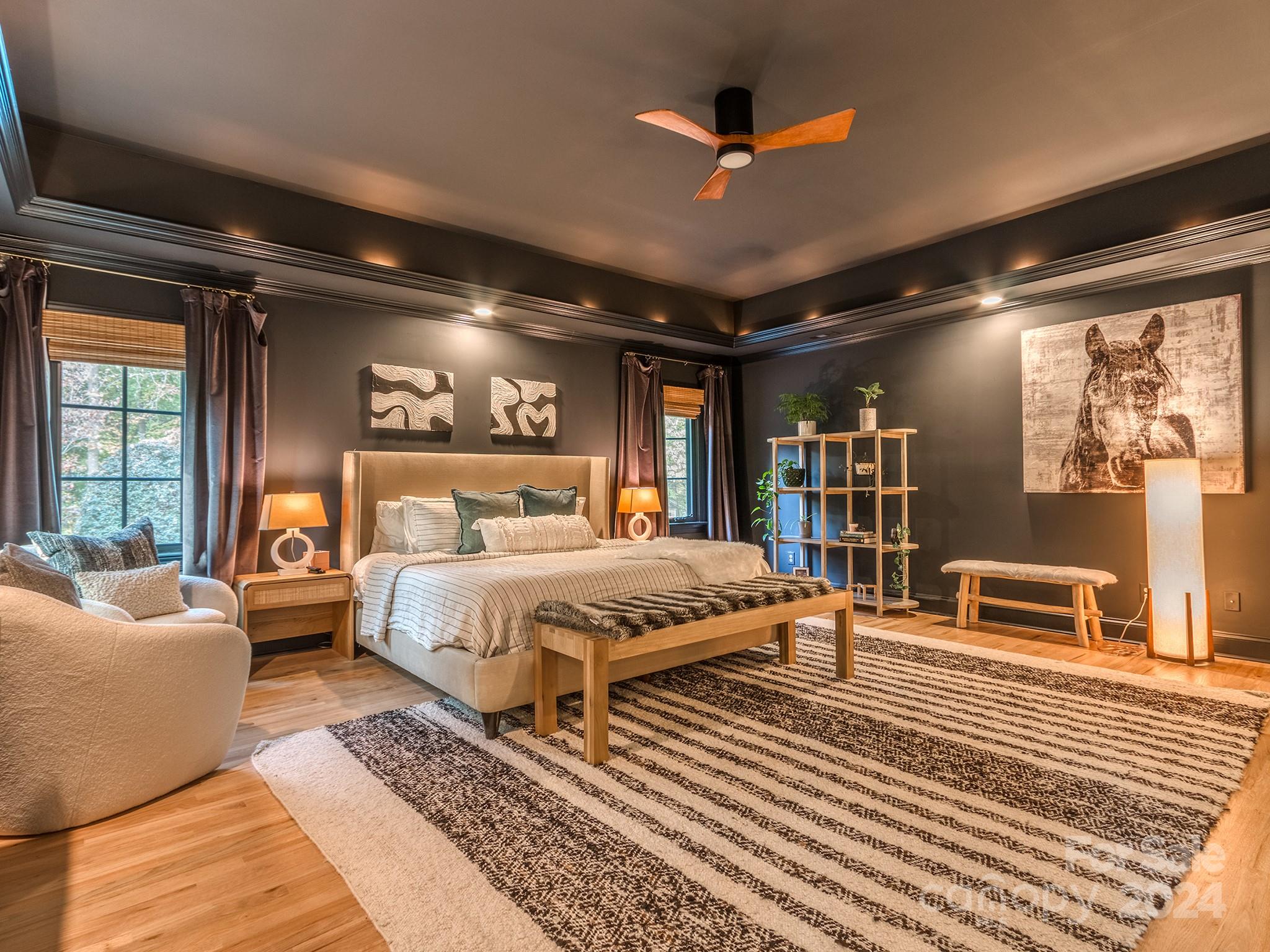5527 Camelot Drive
