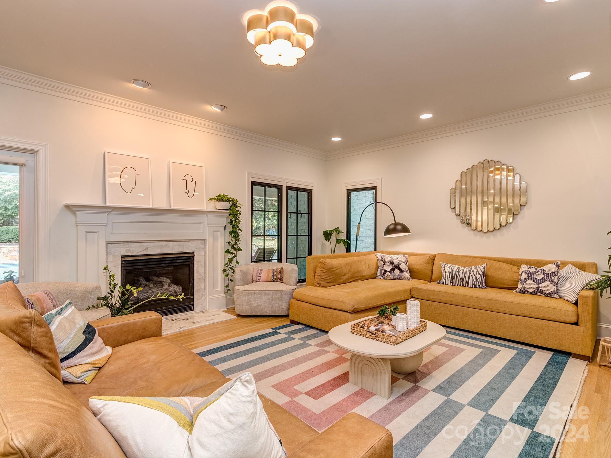 5527 Camelot Drive