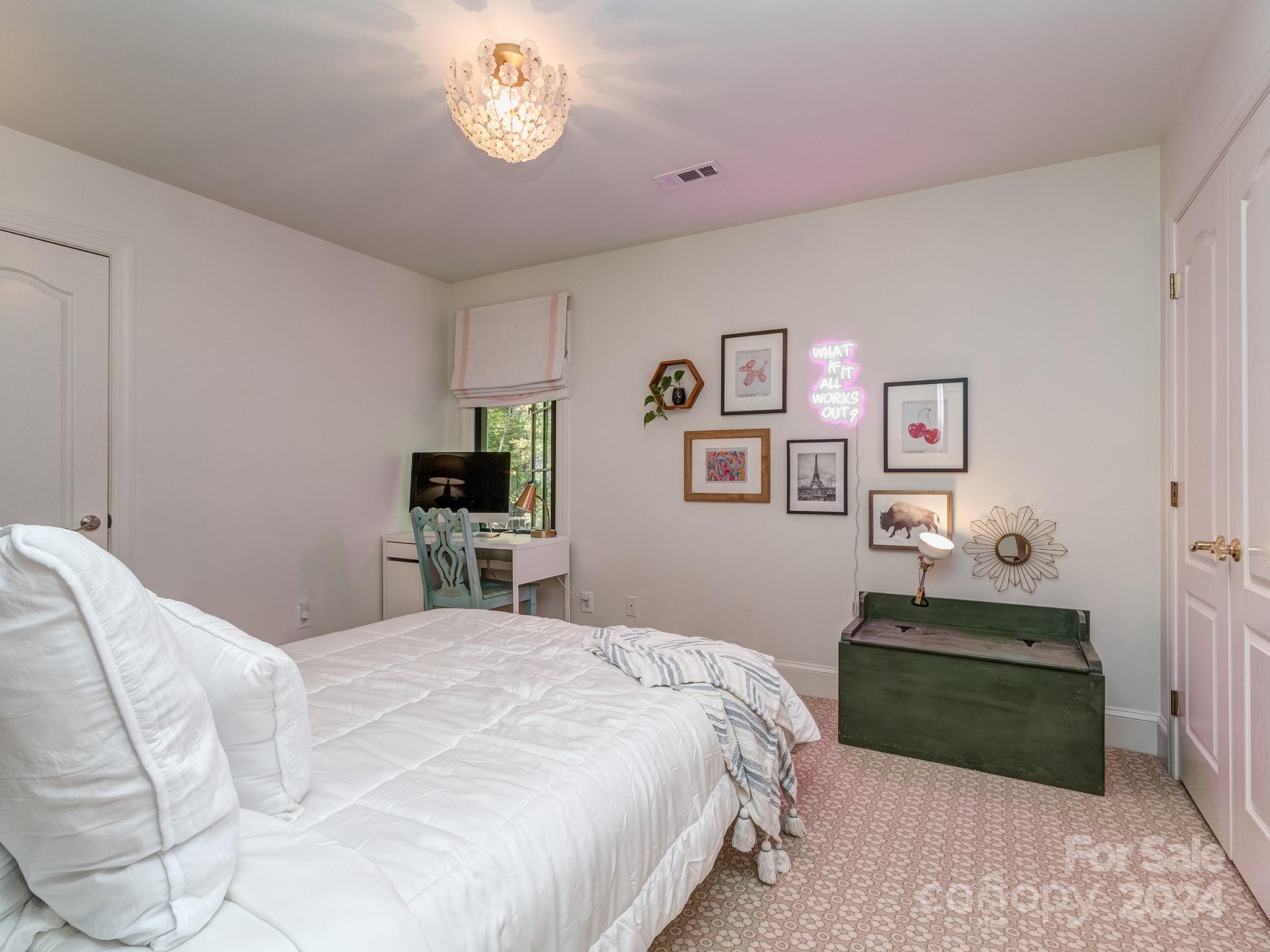 5527 Camelot Drive
