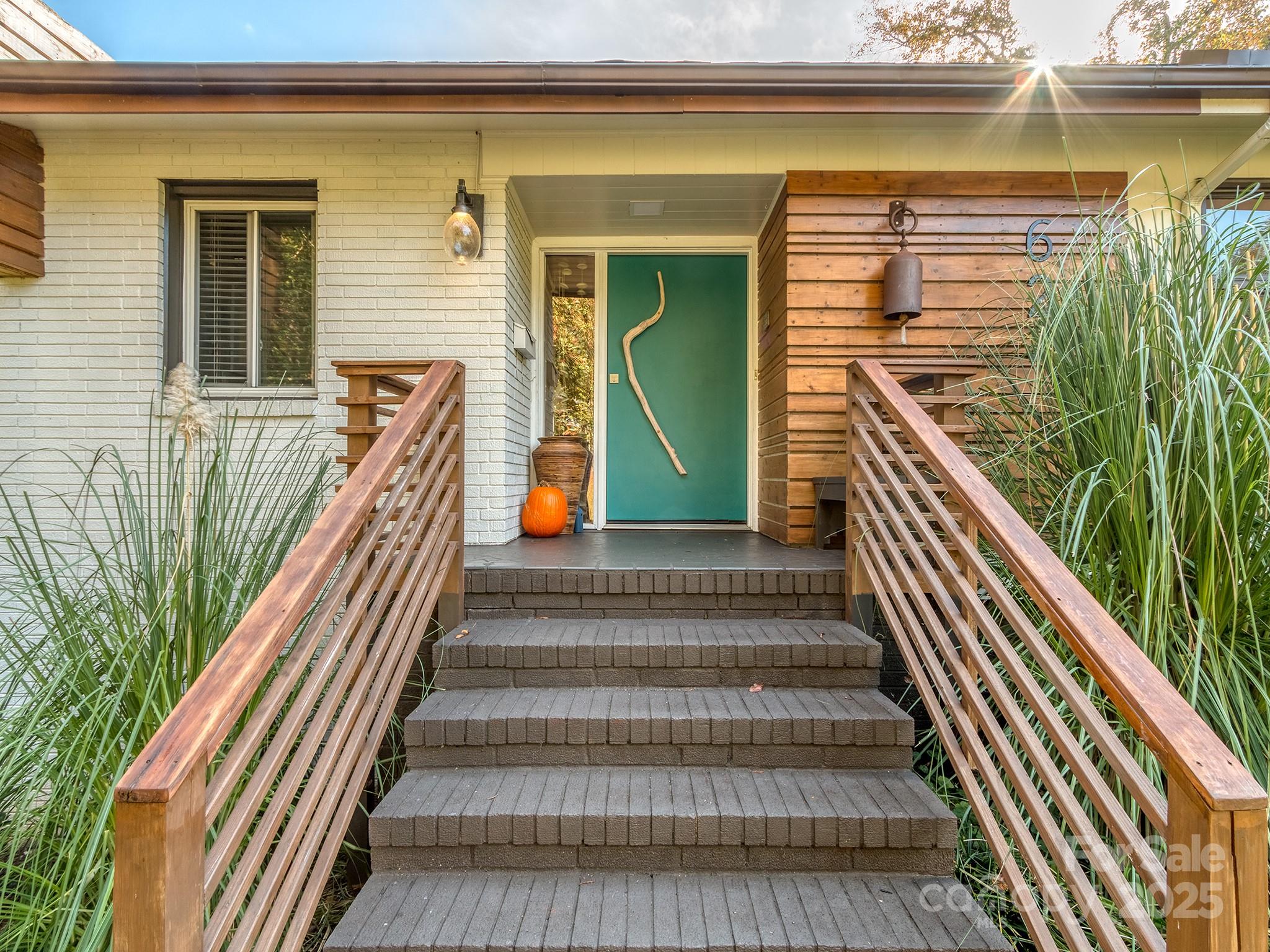 624 Dogwood Road