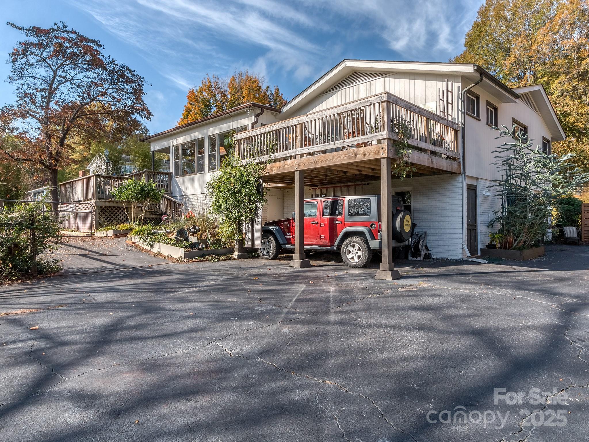 624 Dogwood Road