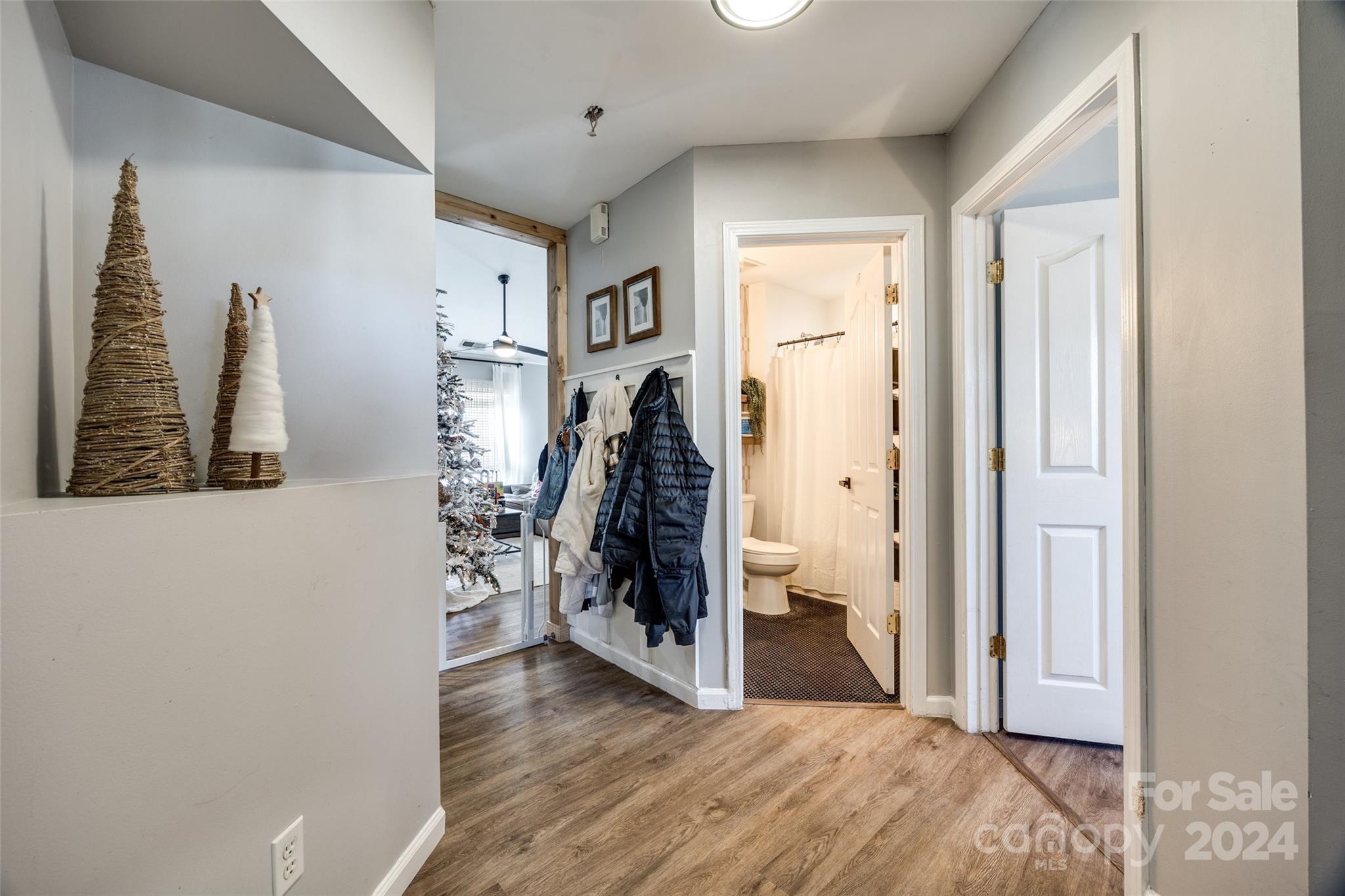 11621 Clear Day Court