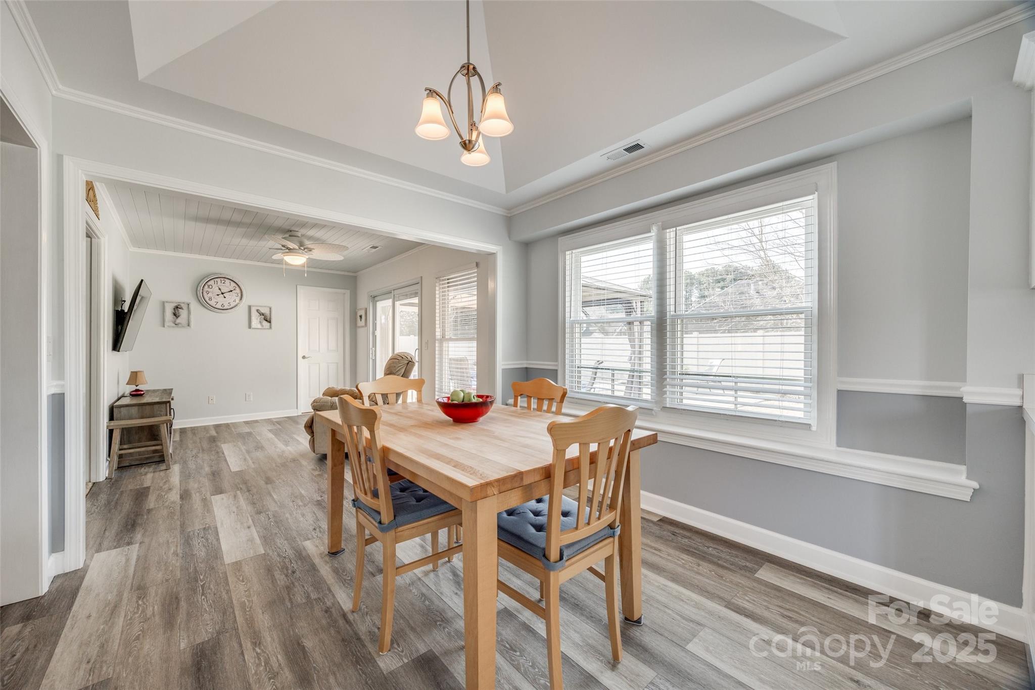 100 Sea Island Boulevard