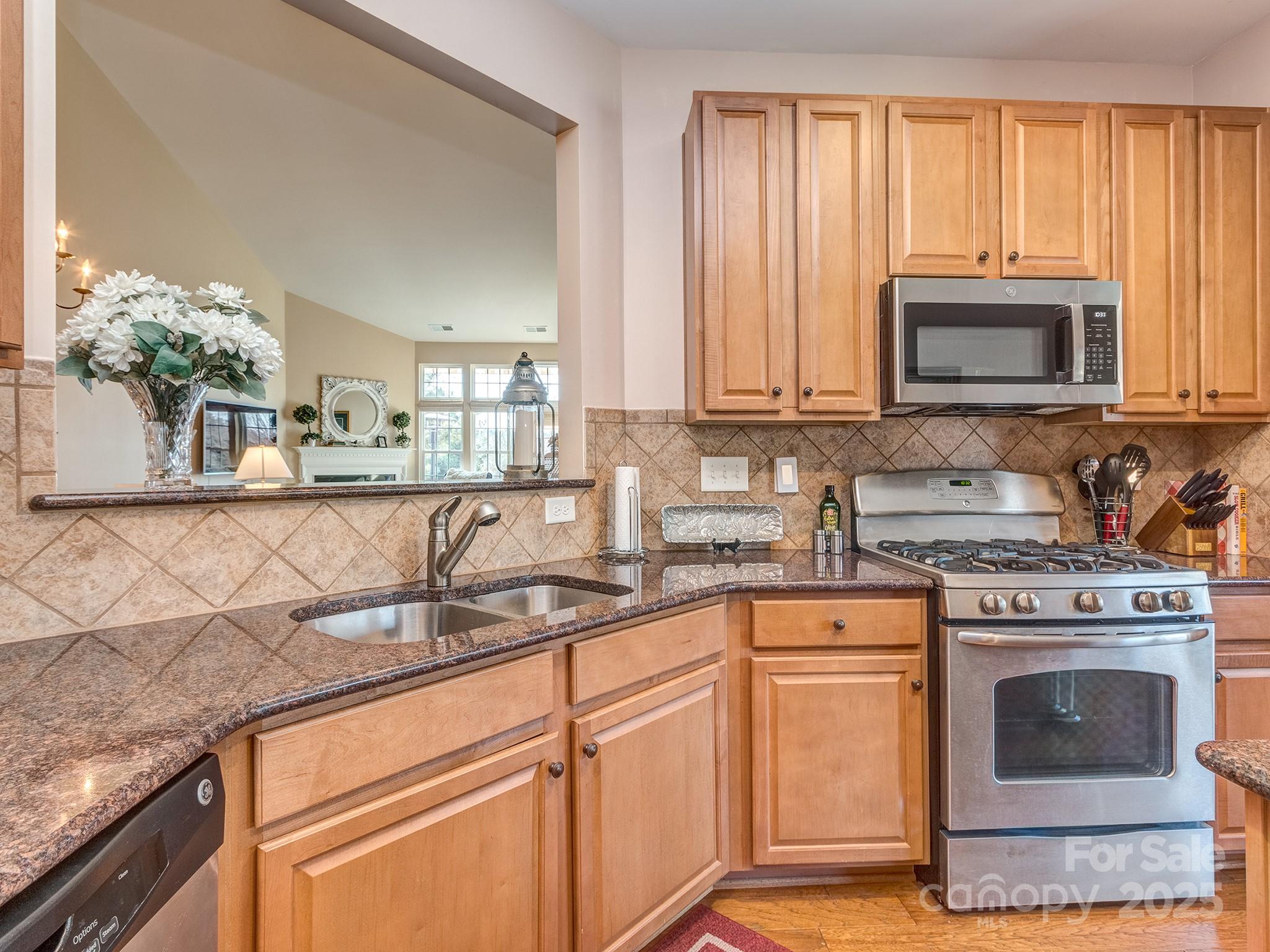 506 Sailview Drive