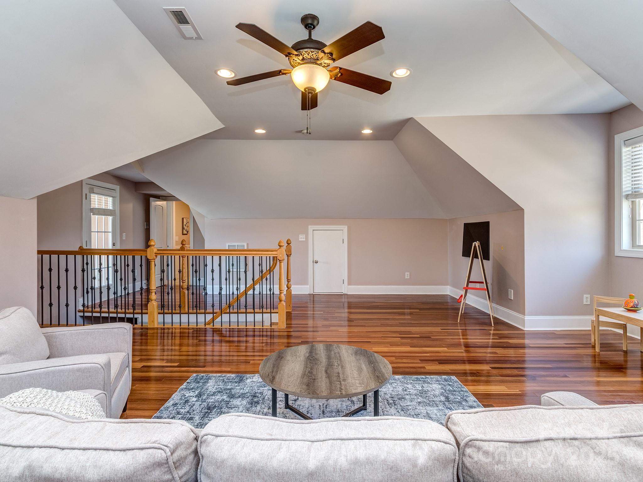 1700 Therrell Farms Road