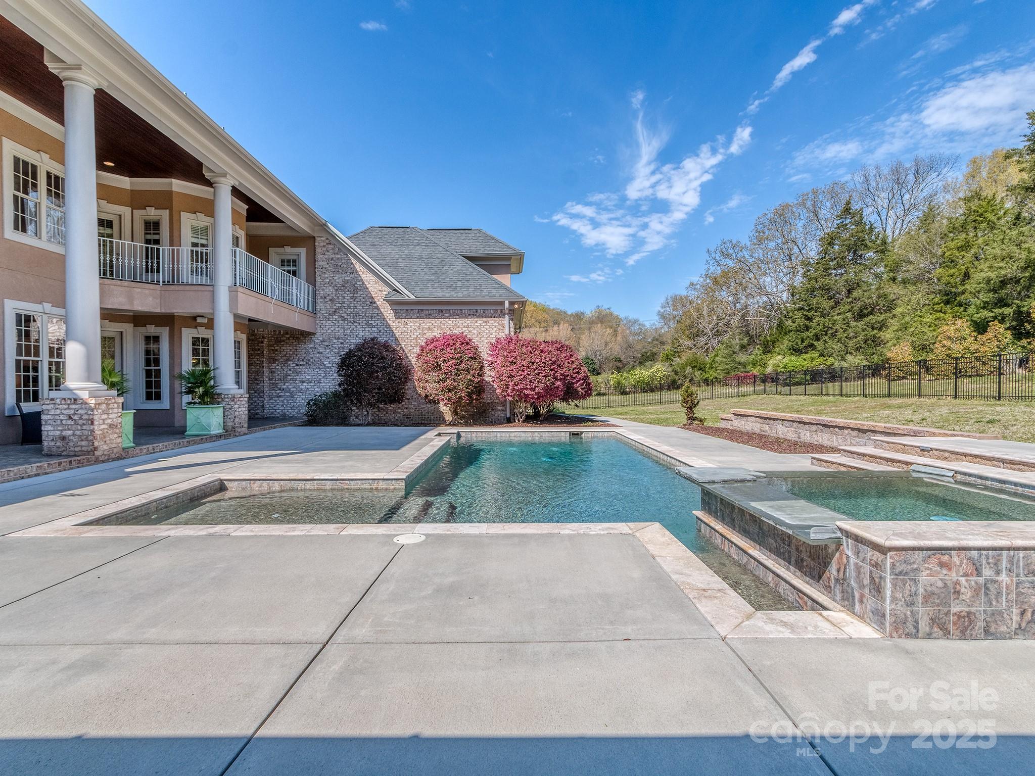 1700 Therrell Farms Road