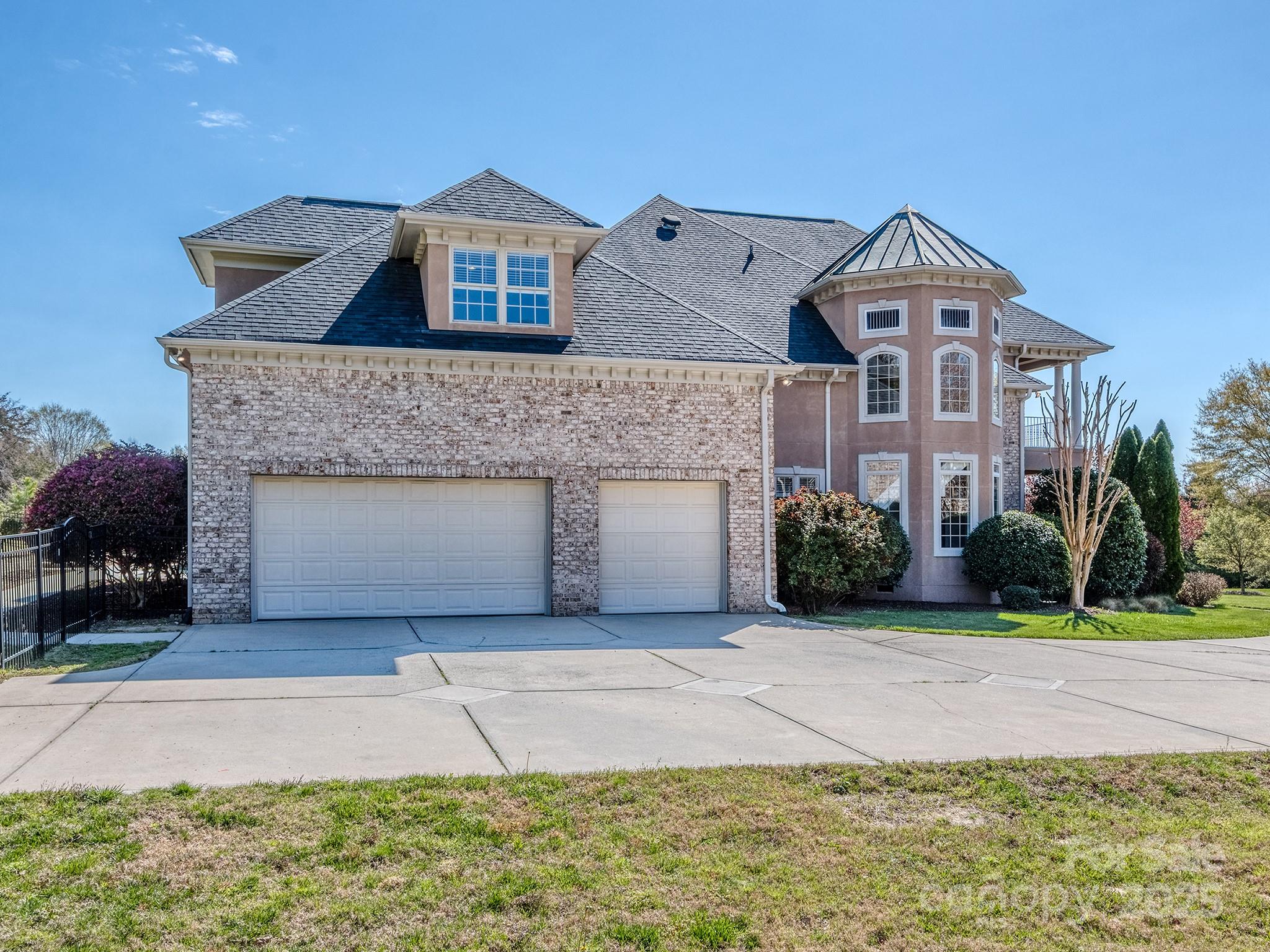 1700 Therrell Farms Road
