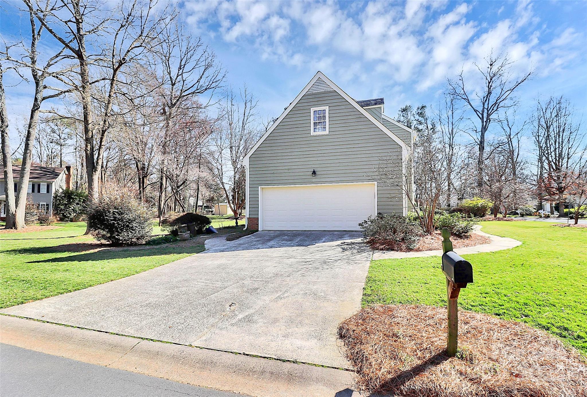 10501 South Hall Drive