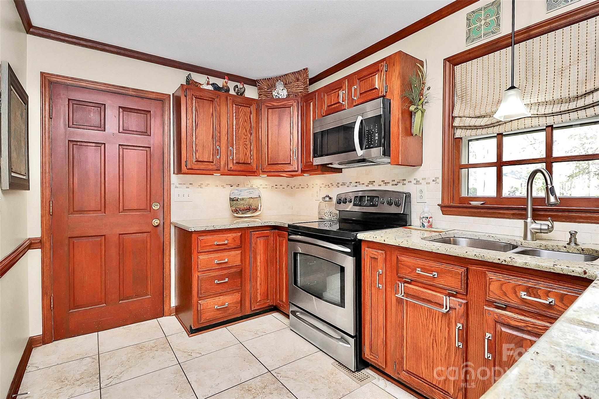 10501 South Hall Drive