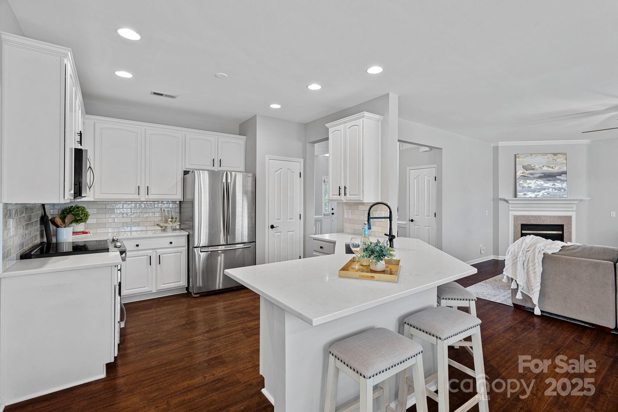 1161 Woodwinds Drive