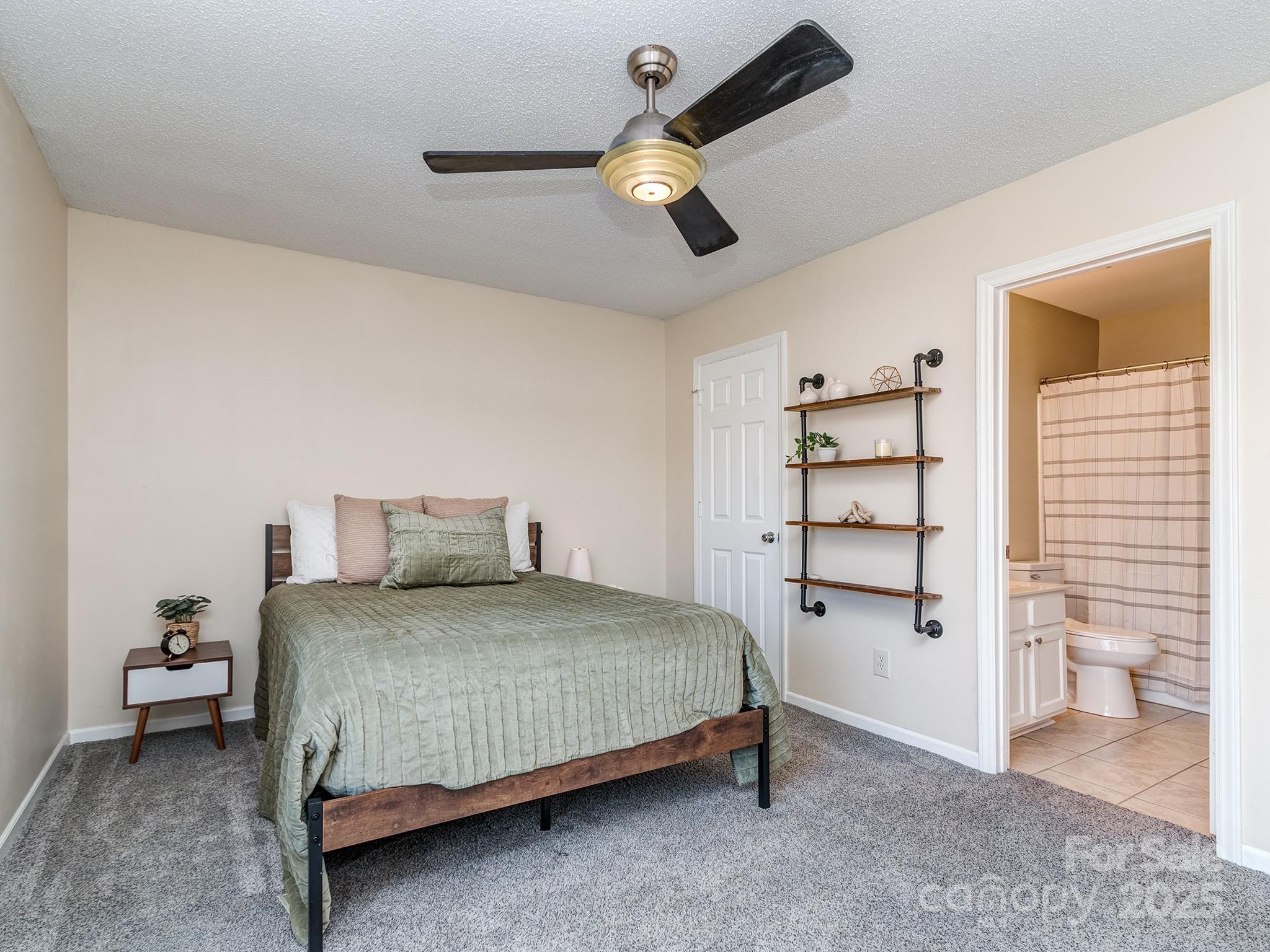 10901 Carmel Crossing Road