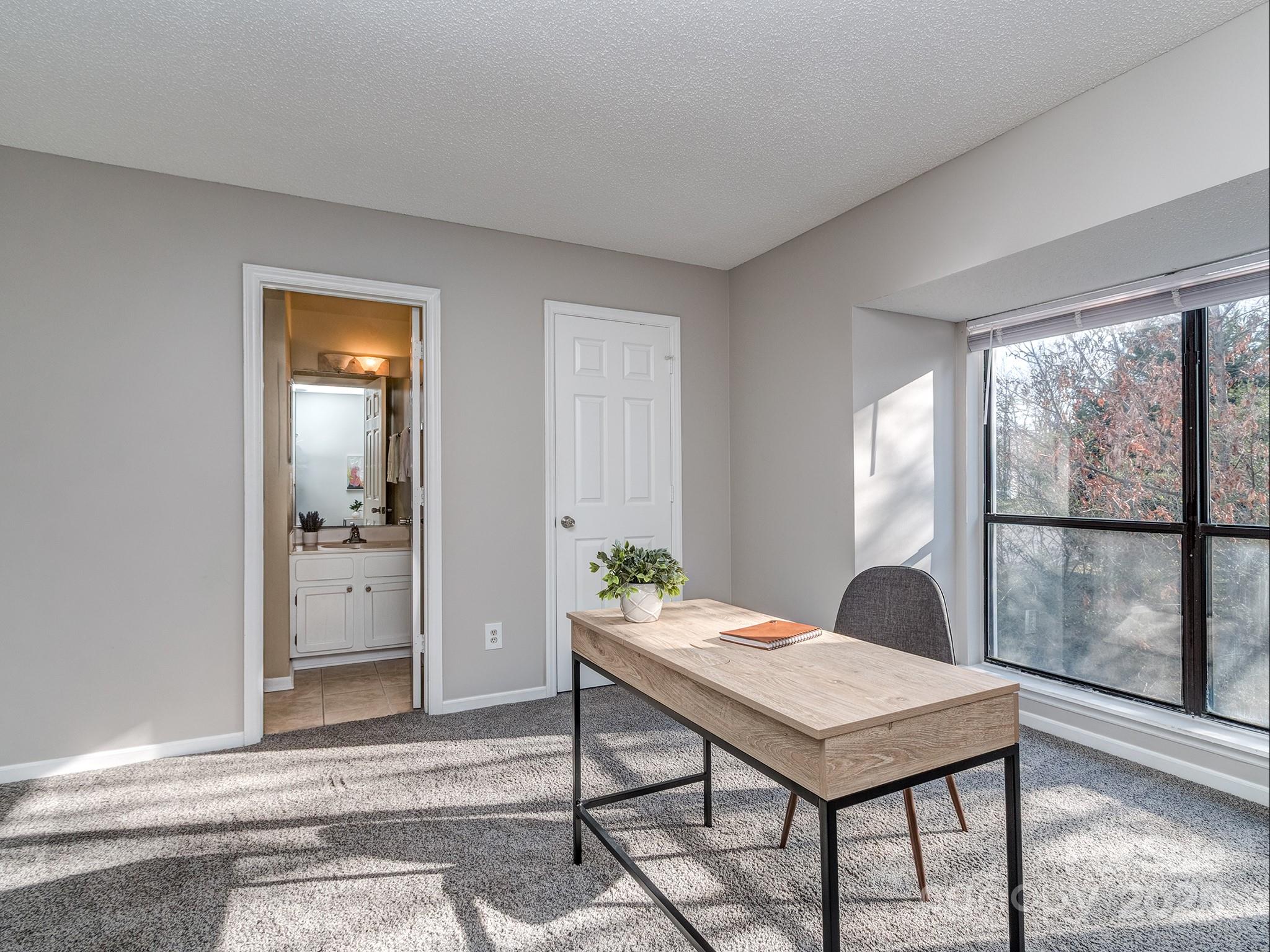 10901 Carmel Crossing Road