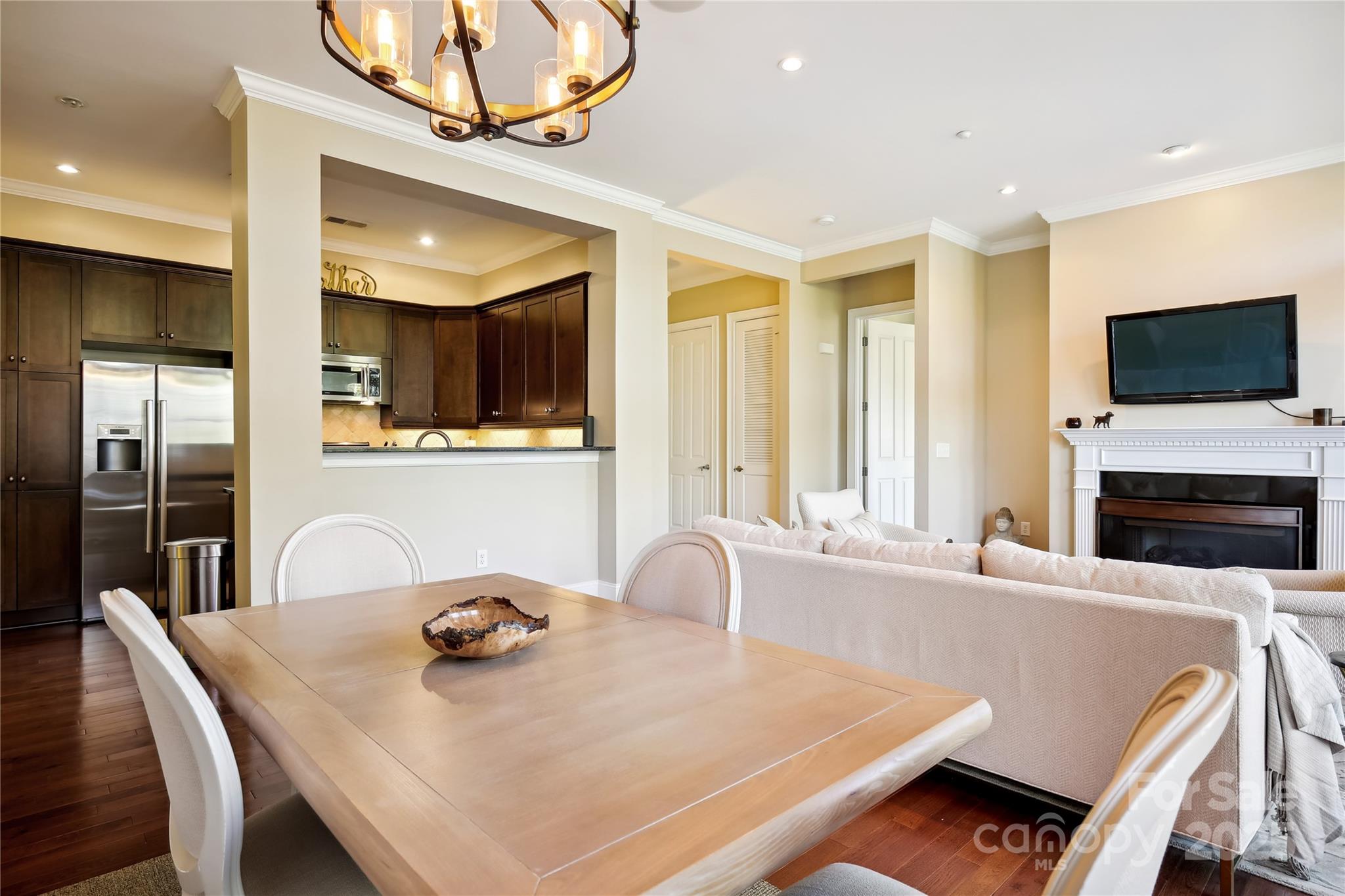 5425 Closeburn Road Unit: 309