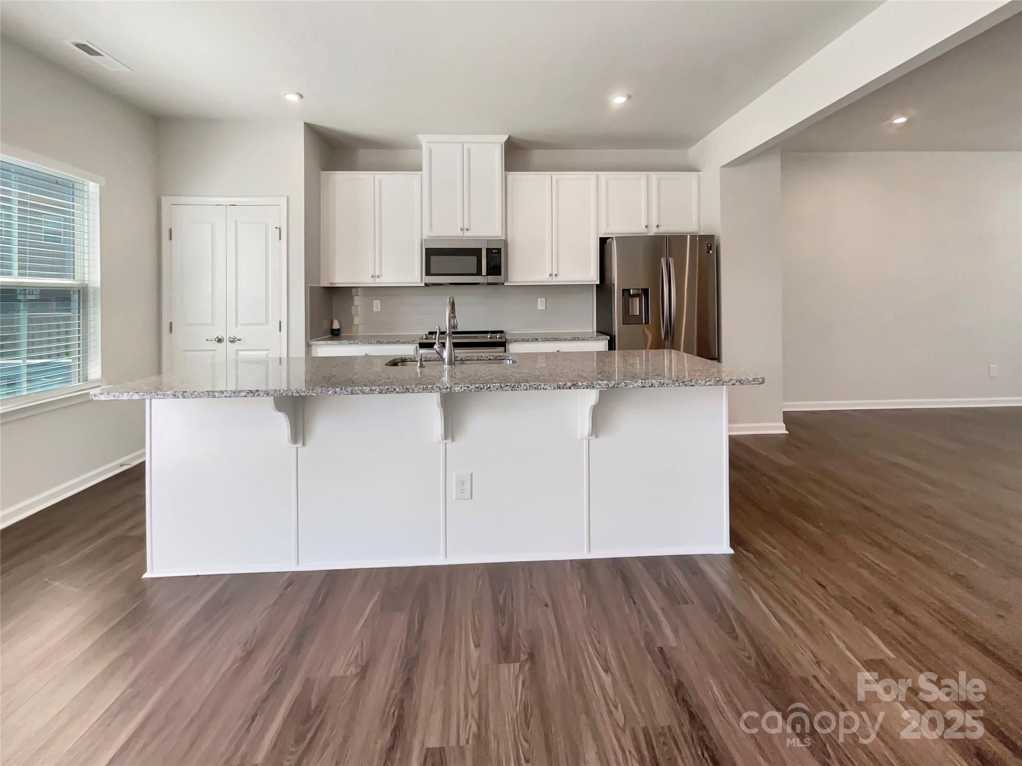 2557 Grantham Place Drive