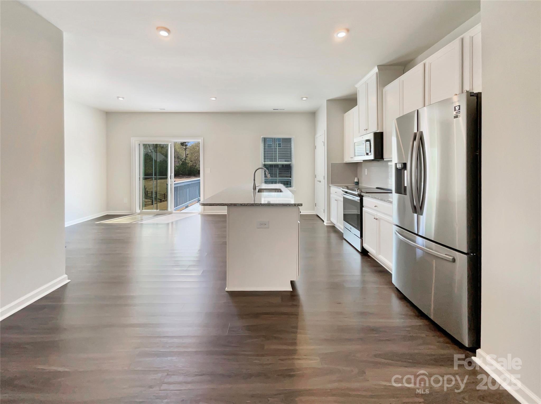 2557 Grantham Place Drive