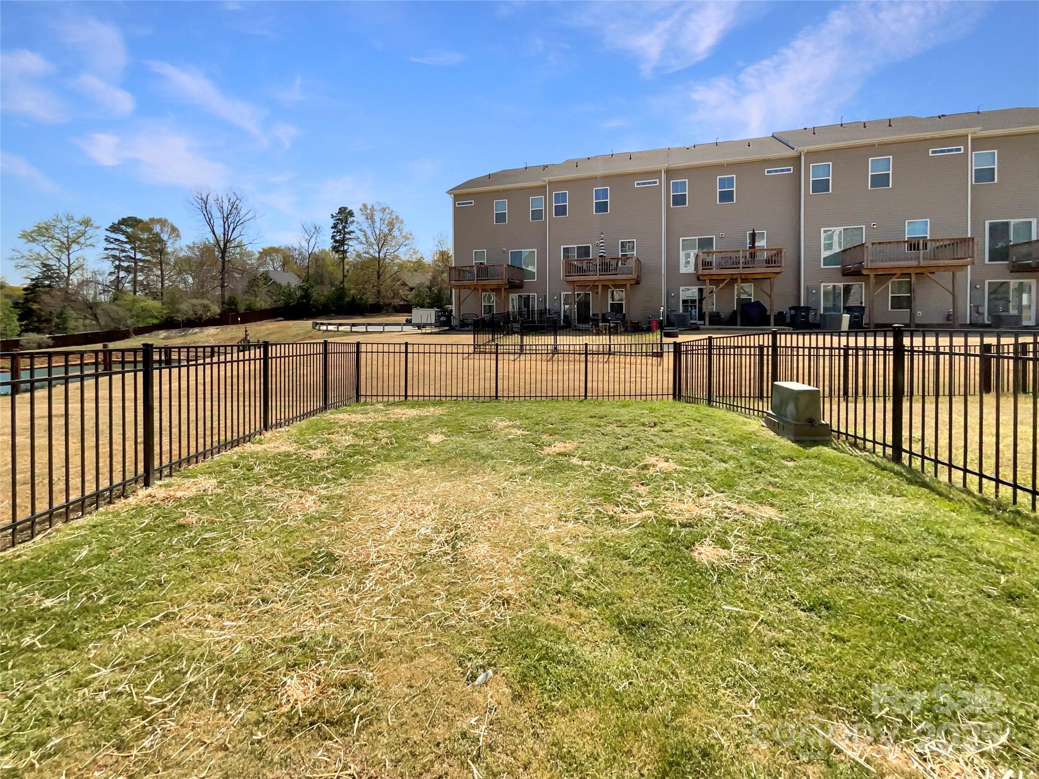 2557 Grantham Place Drive