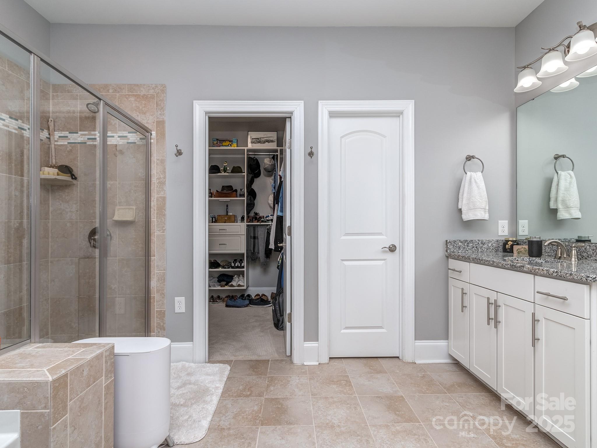 5130 Mount Clare Lane