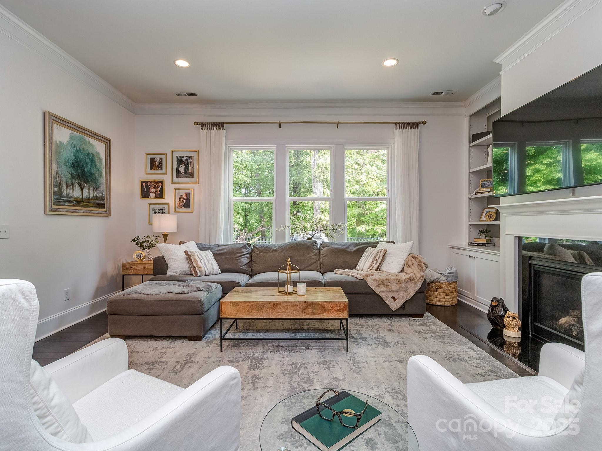 5130 Mount Clare Lane