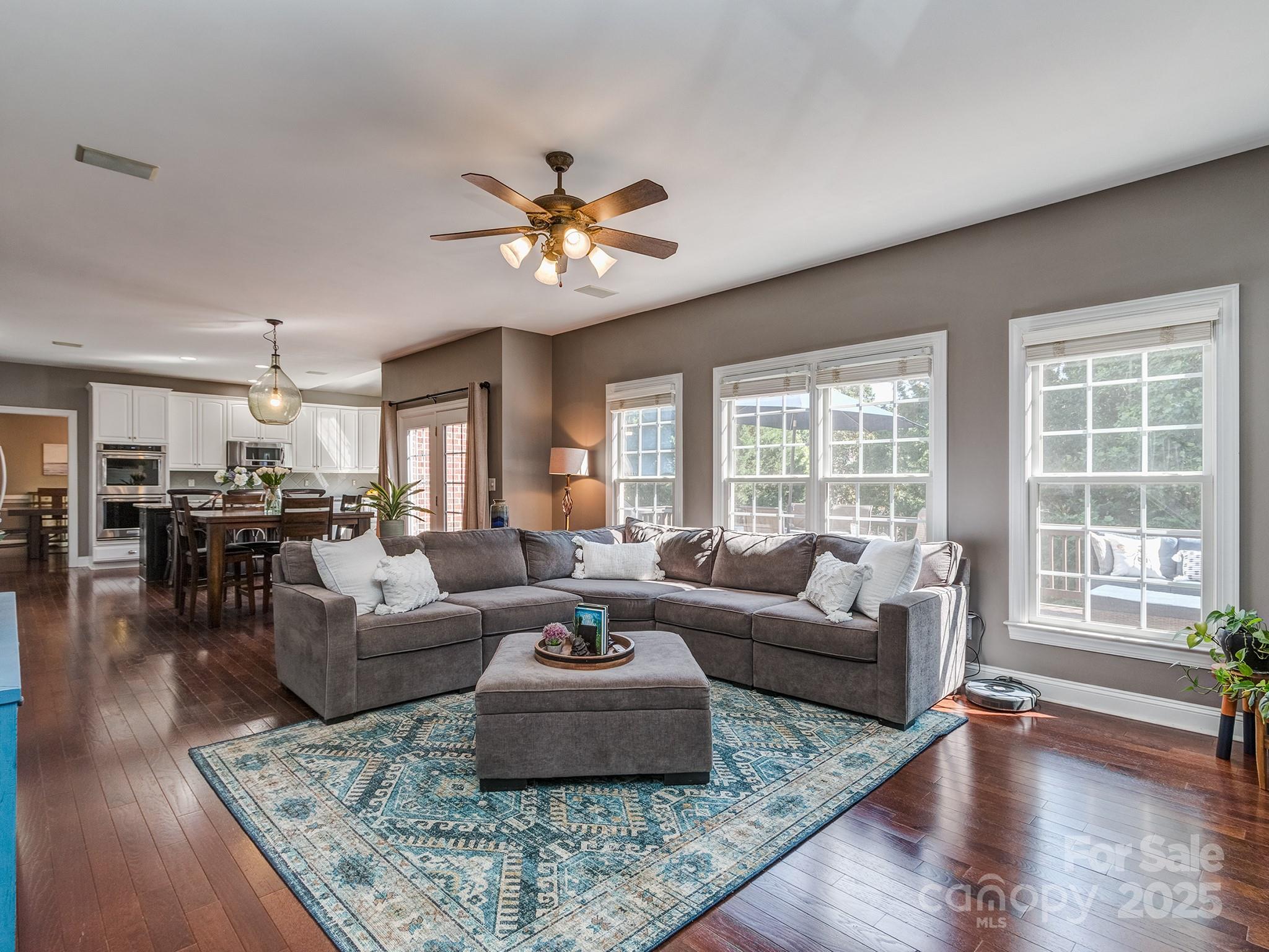 2301 Keara Way