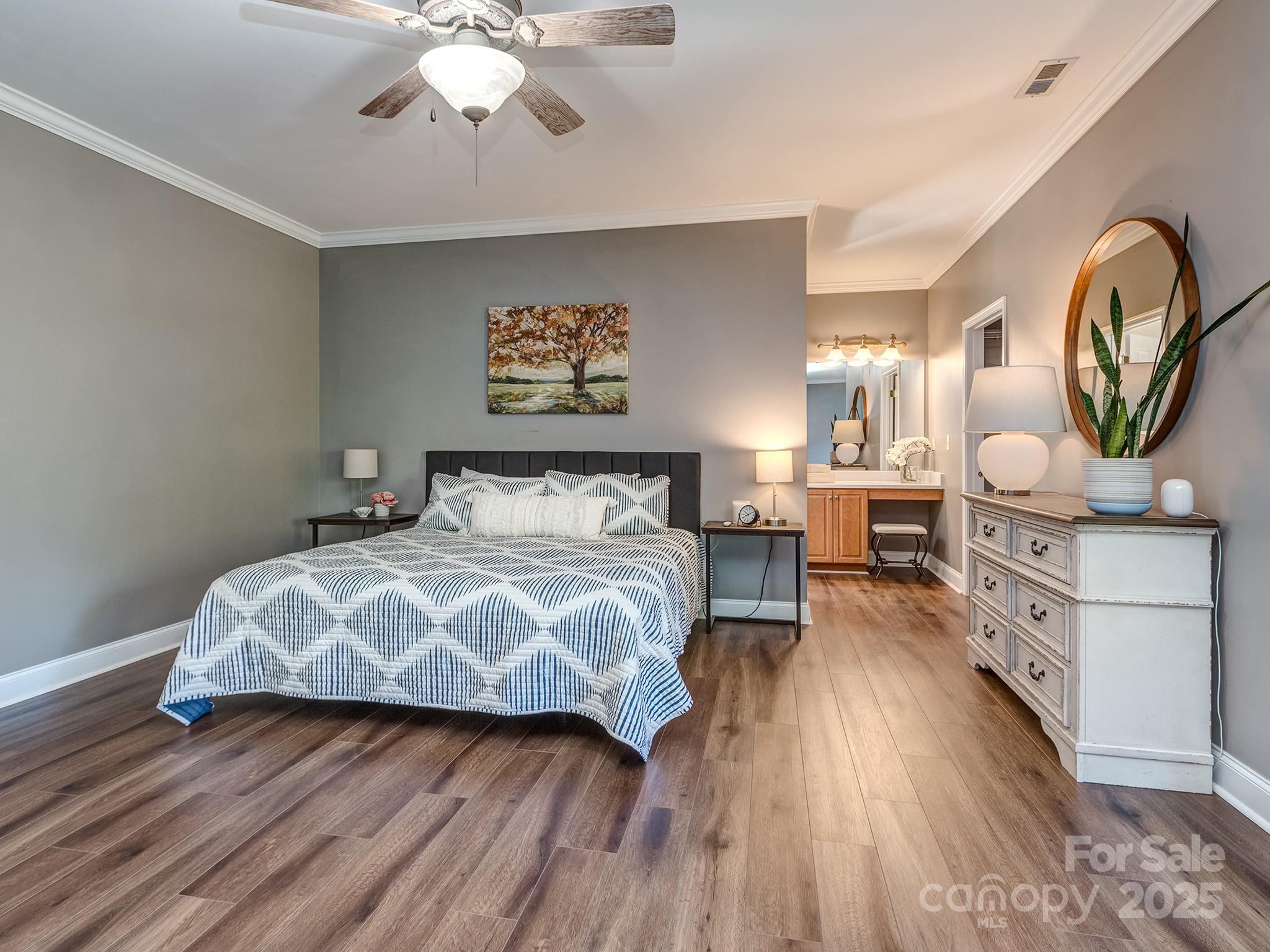 2301 Keara Way