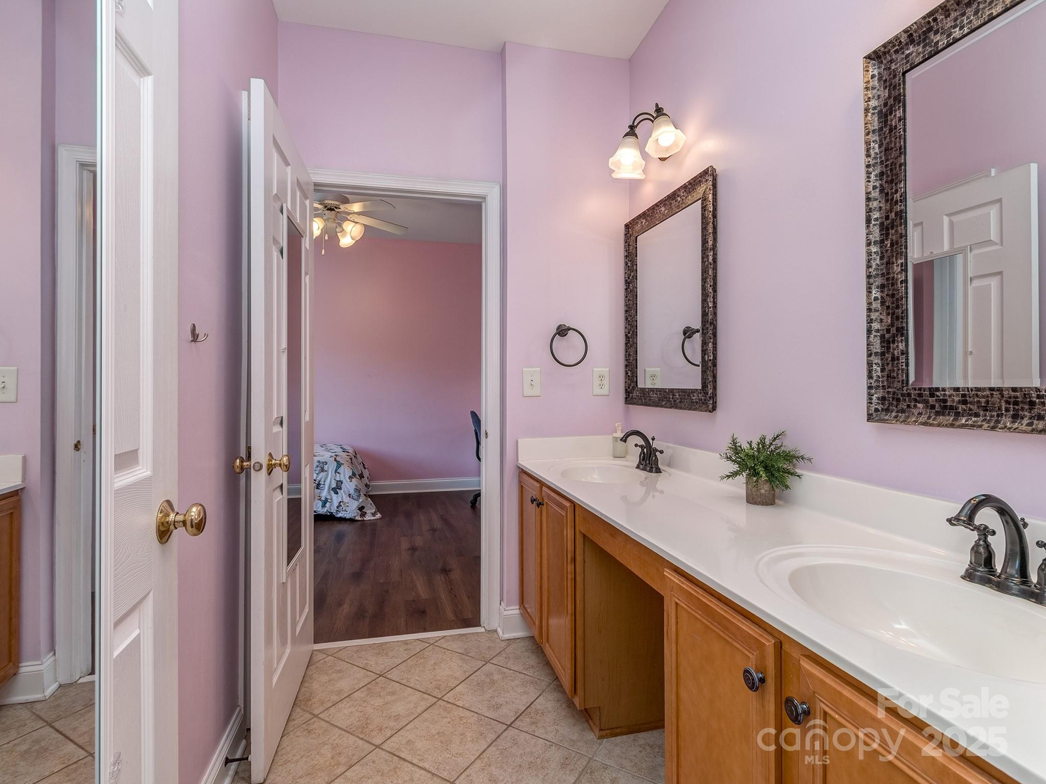2301 Keara Way