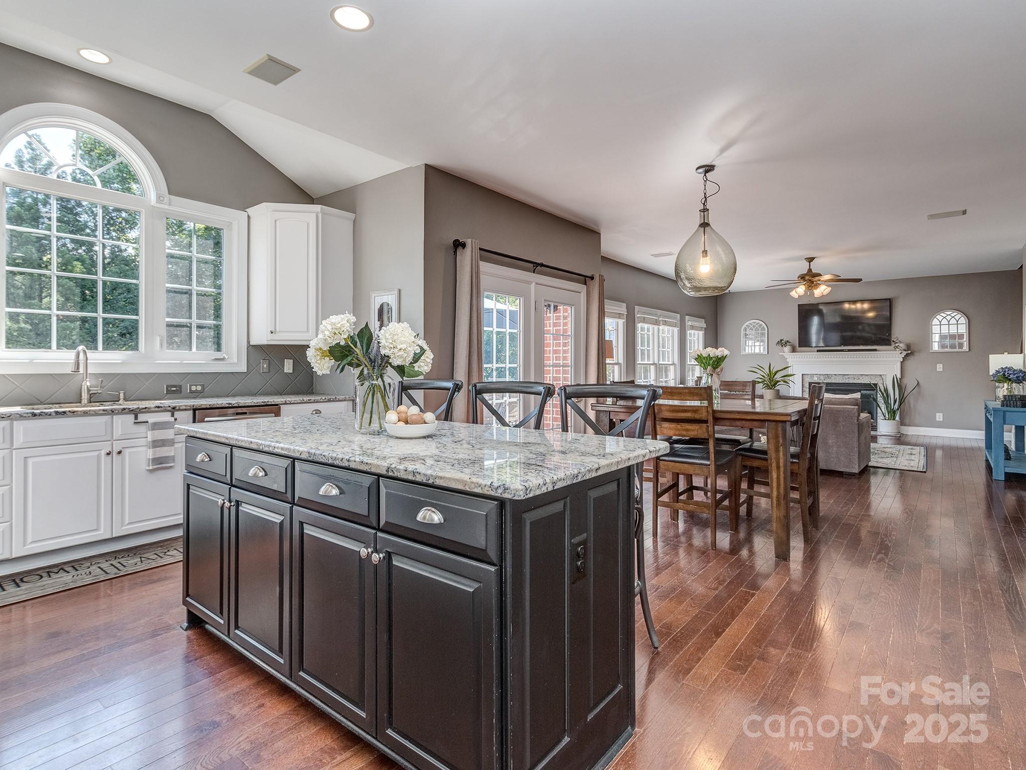 2301 Keara Way