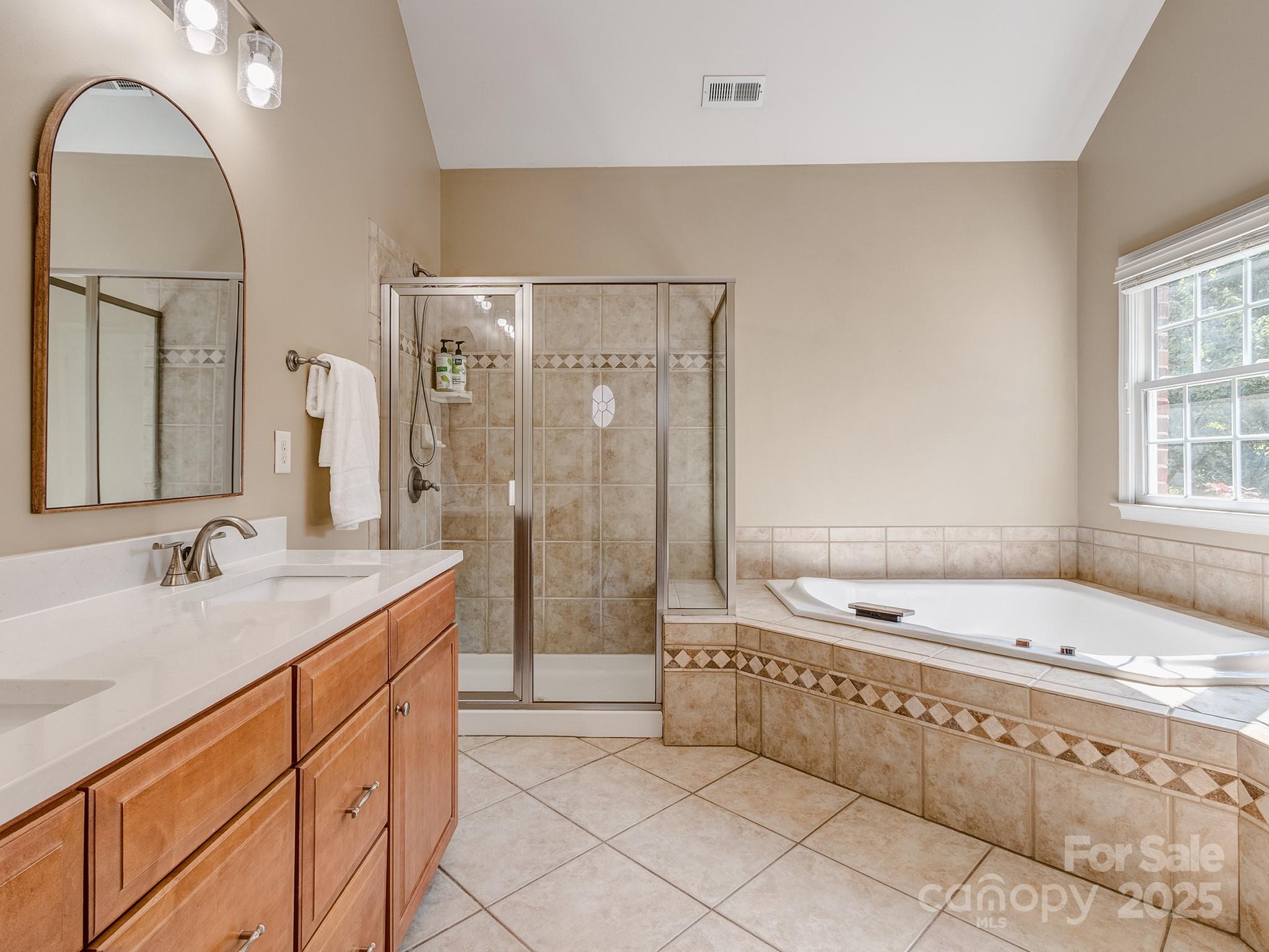 2301 Keara Way