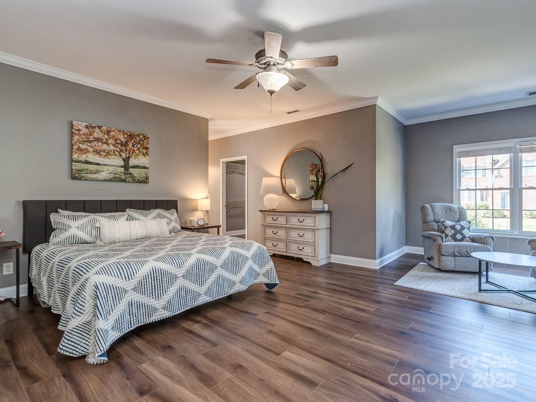 2301 Keara Way