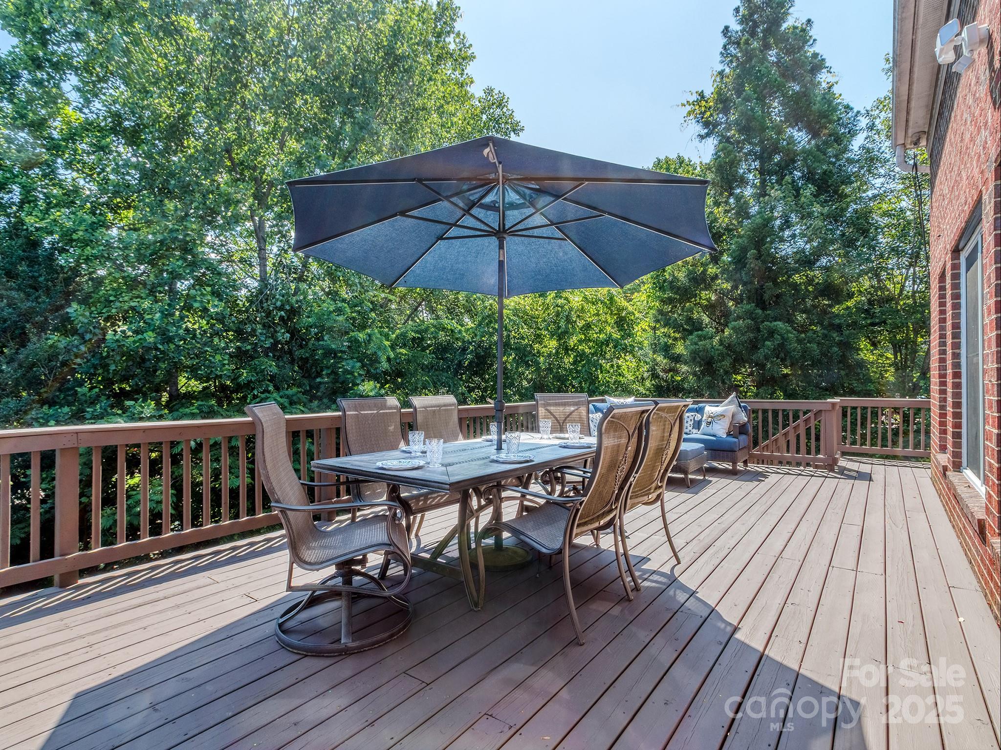 2301 Keara Way