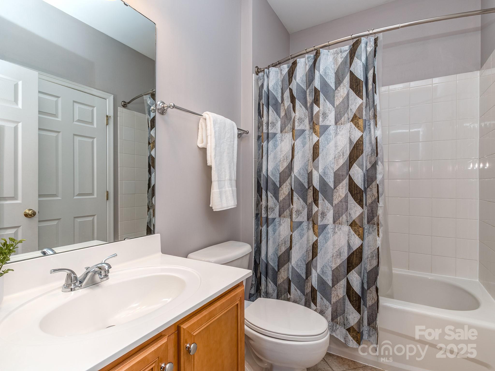 2301 Keara Way