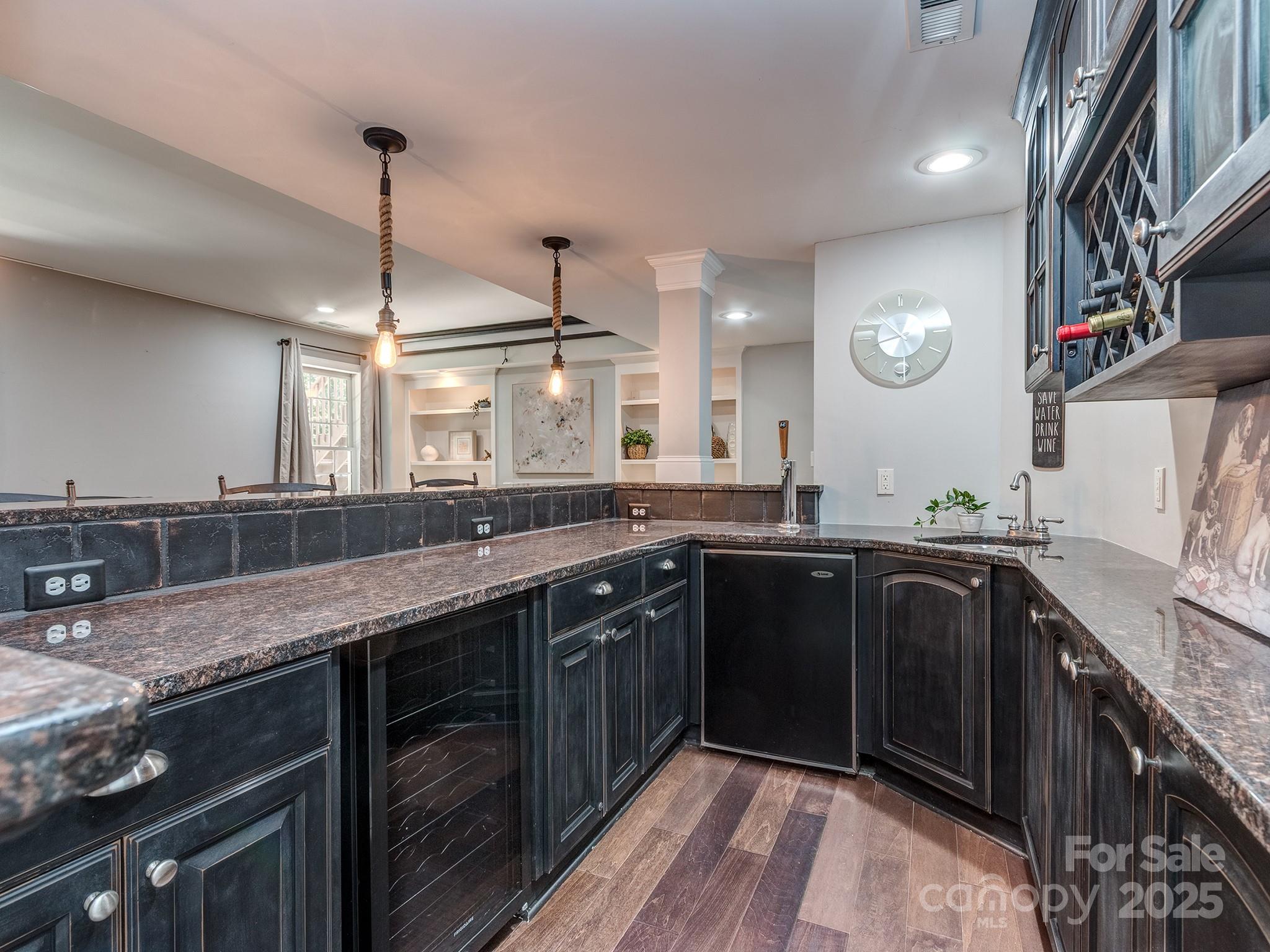 2301 Keara Way