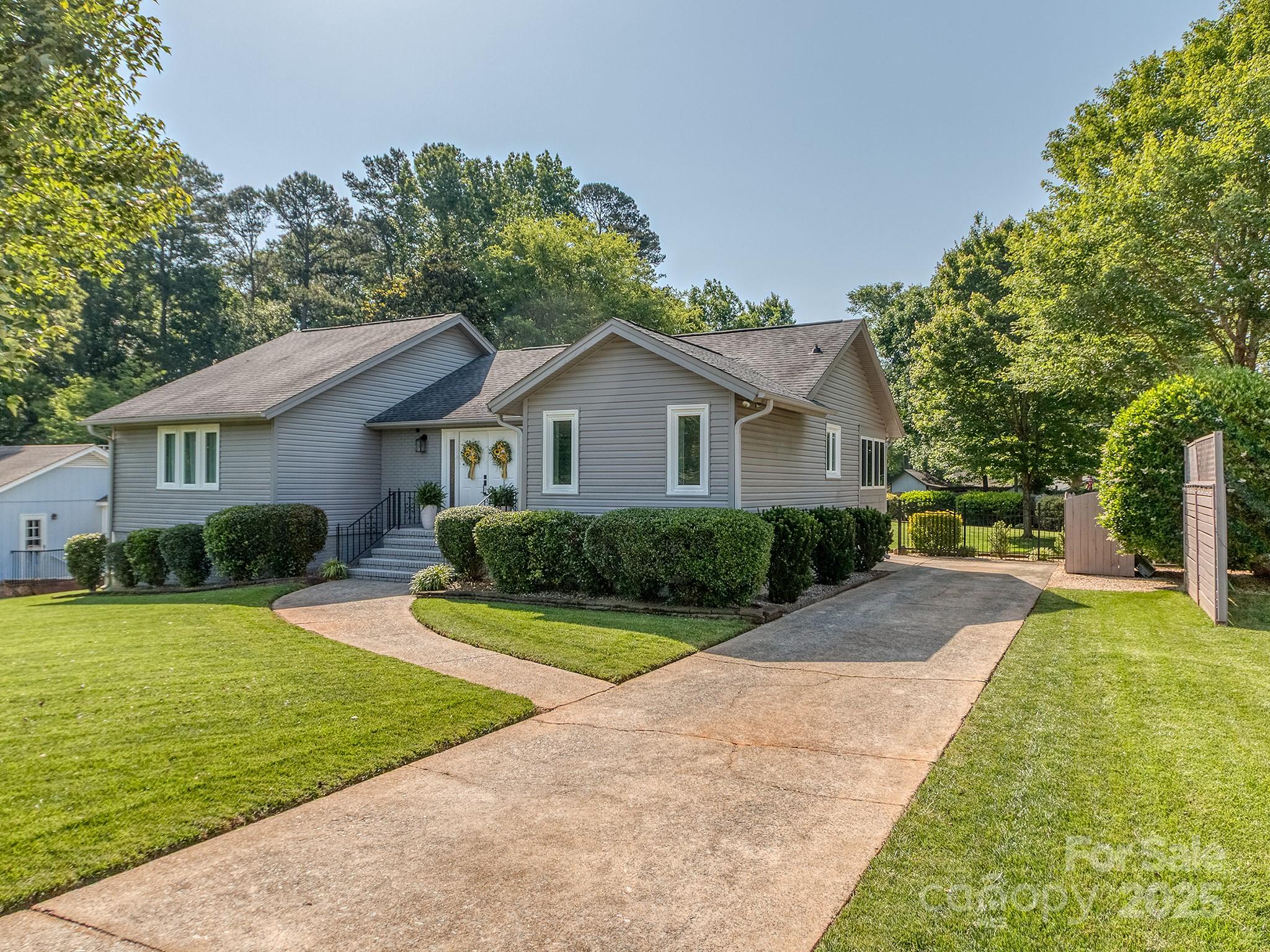 214 Wilcrest Drive