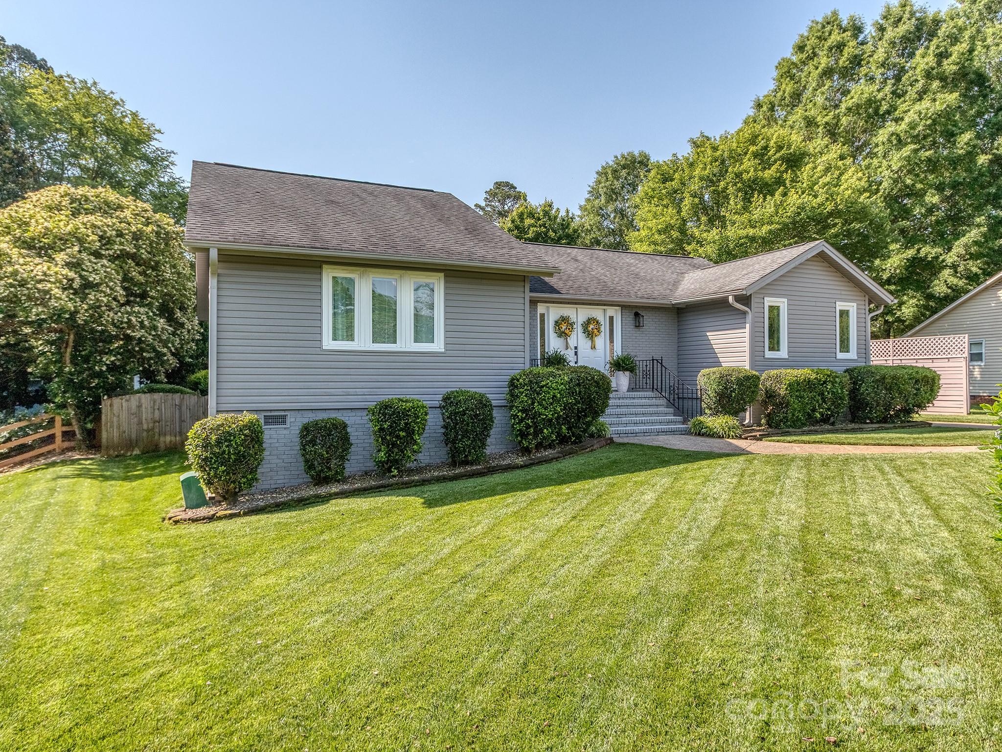214 Wilcrest Drive