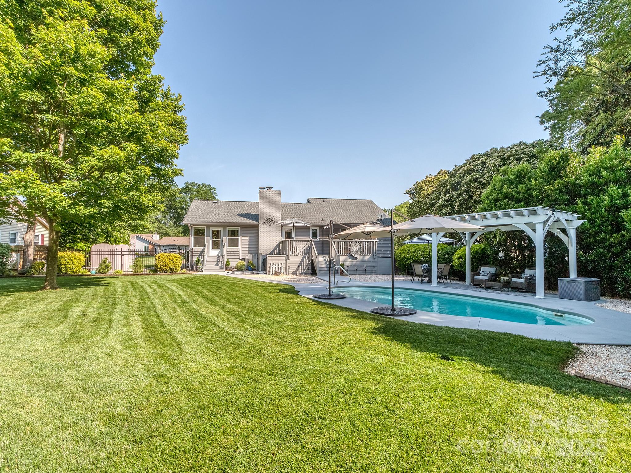 214 Wilcrest Drive