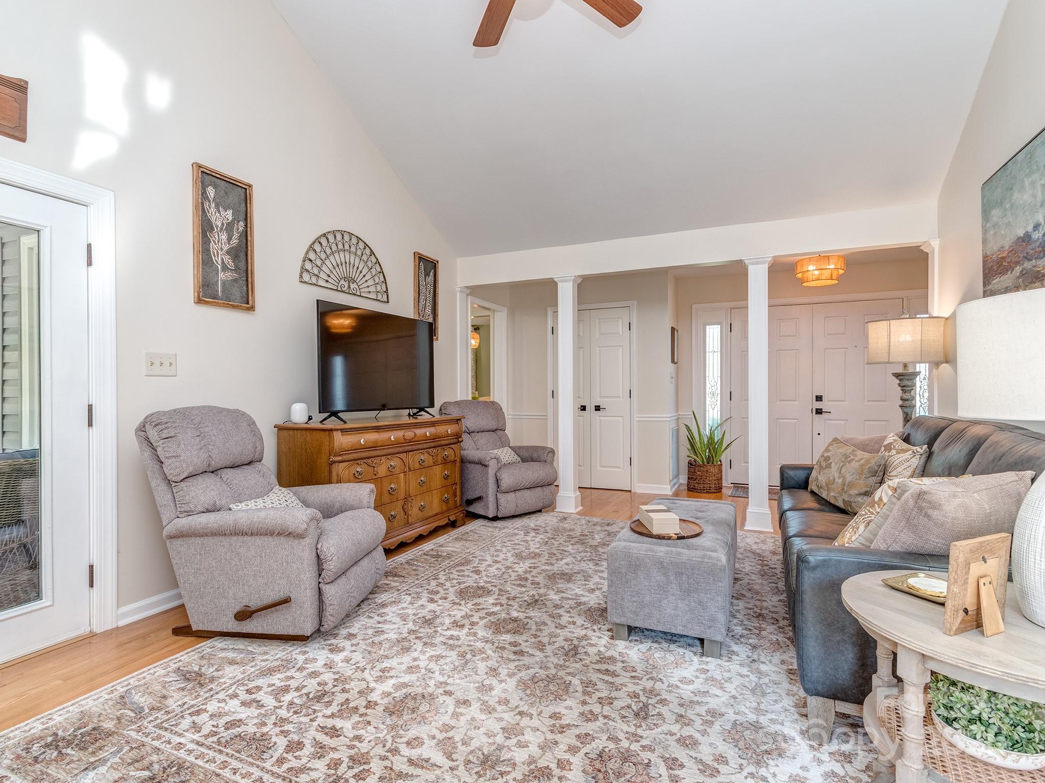 214 Wilcrest Drive
