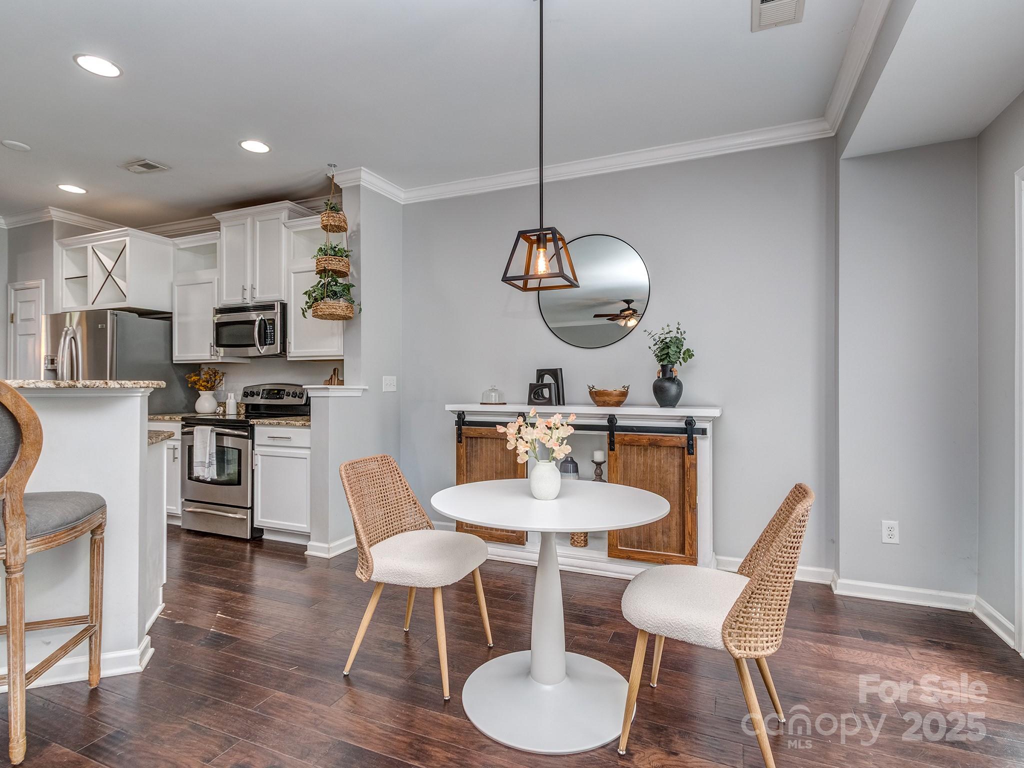 2331 Whitford Lane