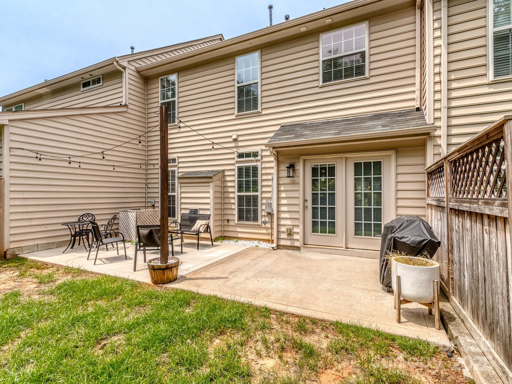 2331 Whitford Lane