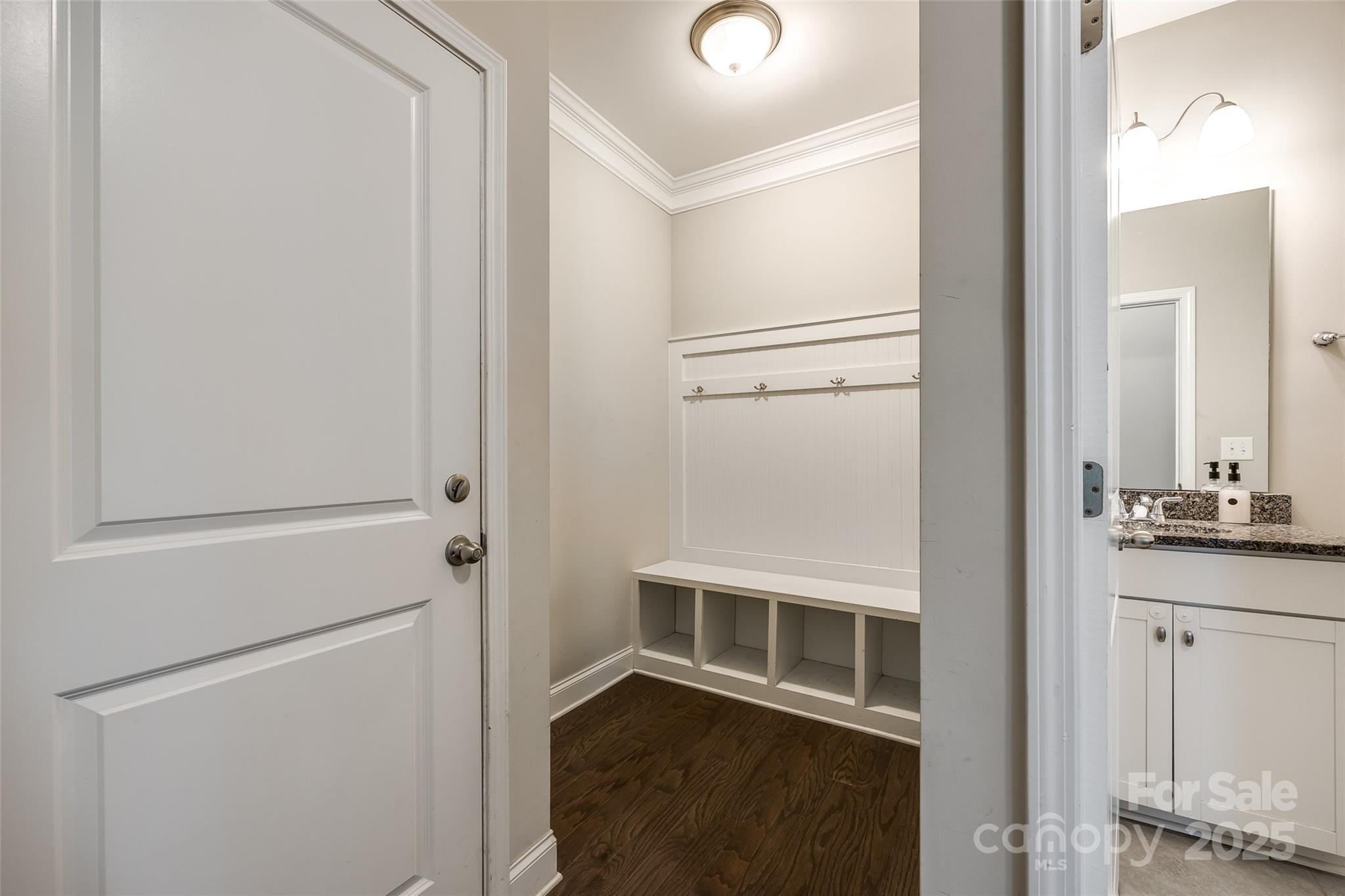 5635 Agora Court
