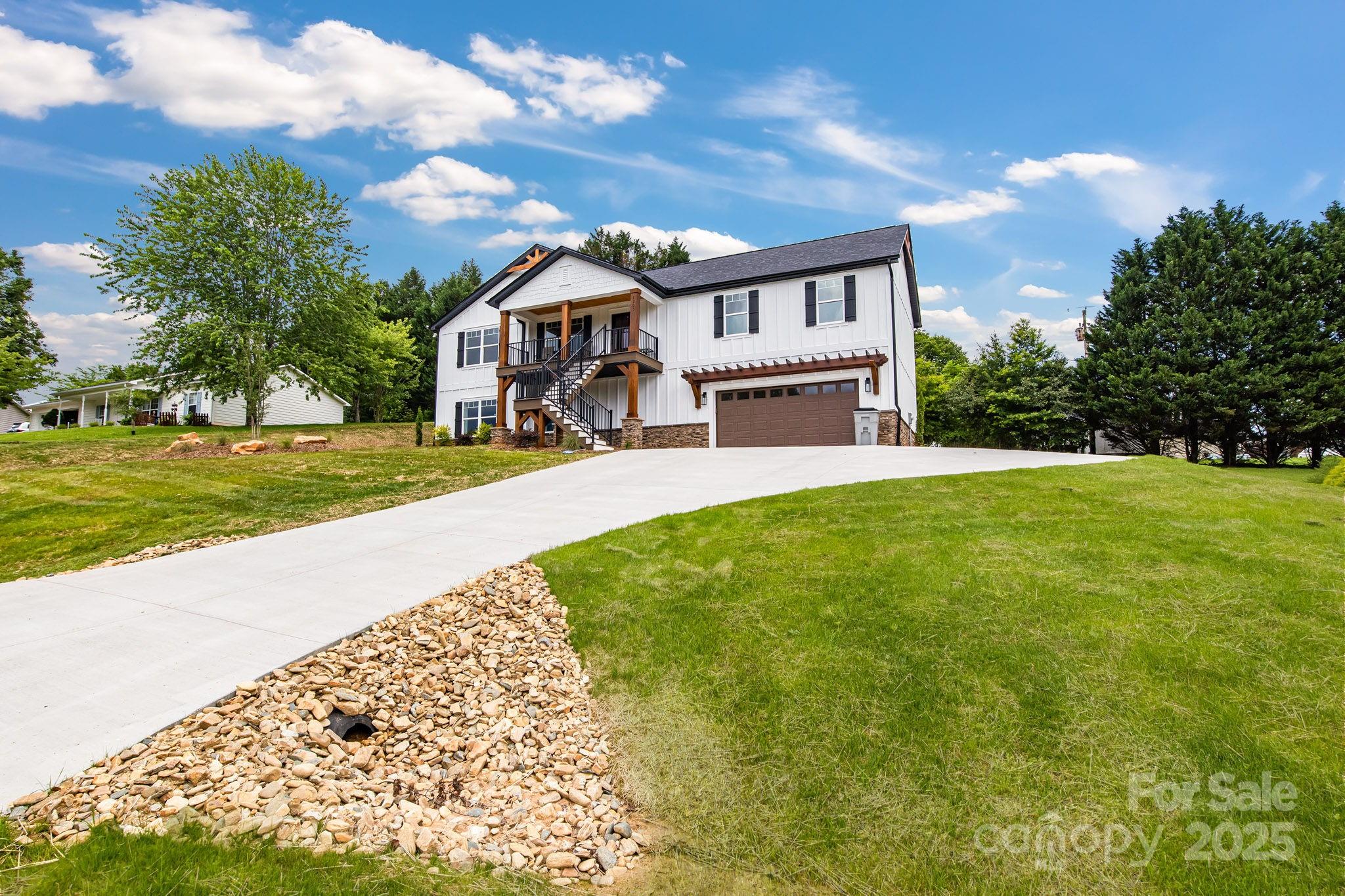 2205 Olde West Road