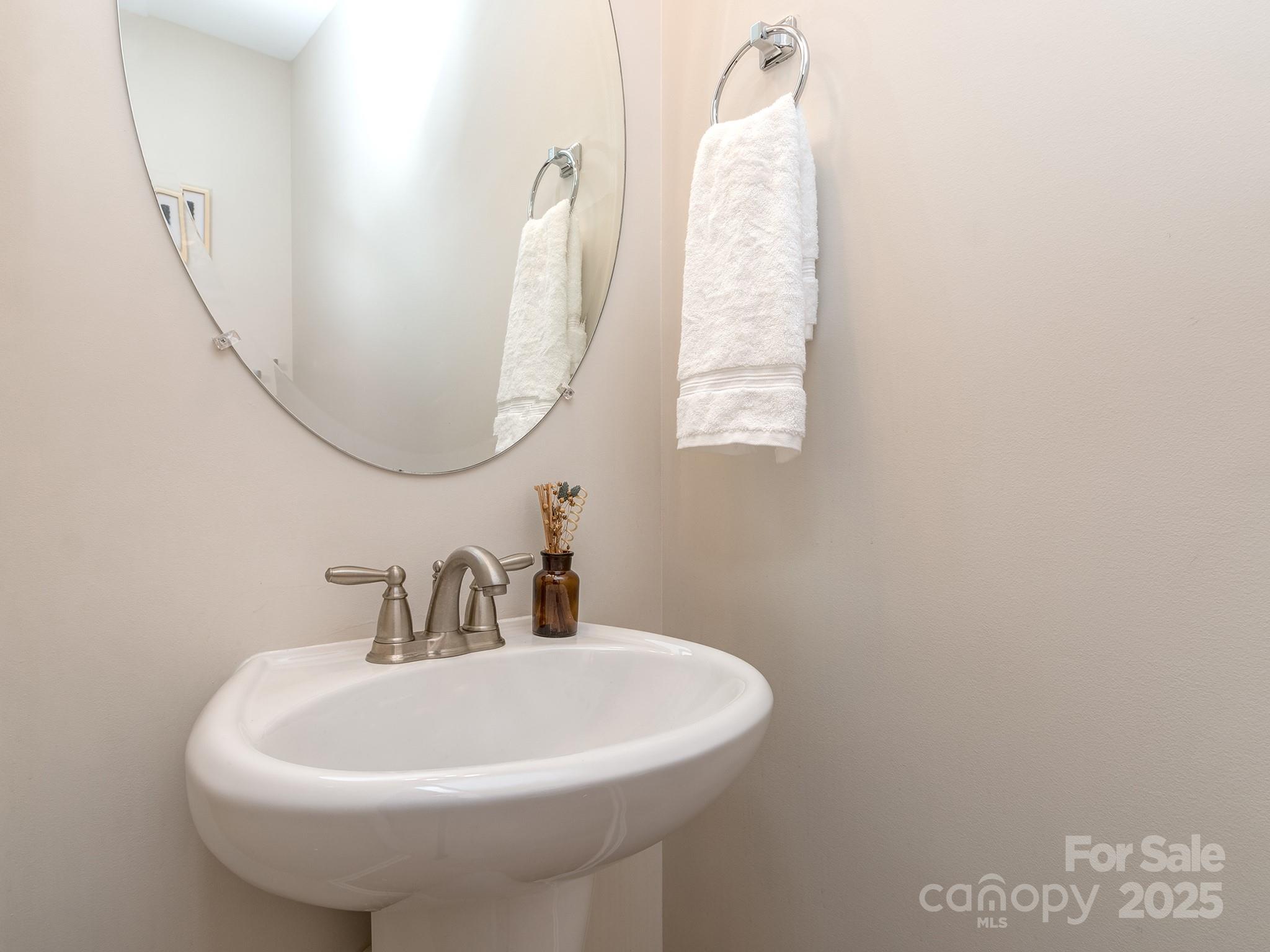 4738 Mount Royal Lane