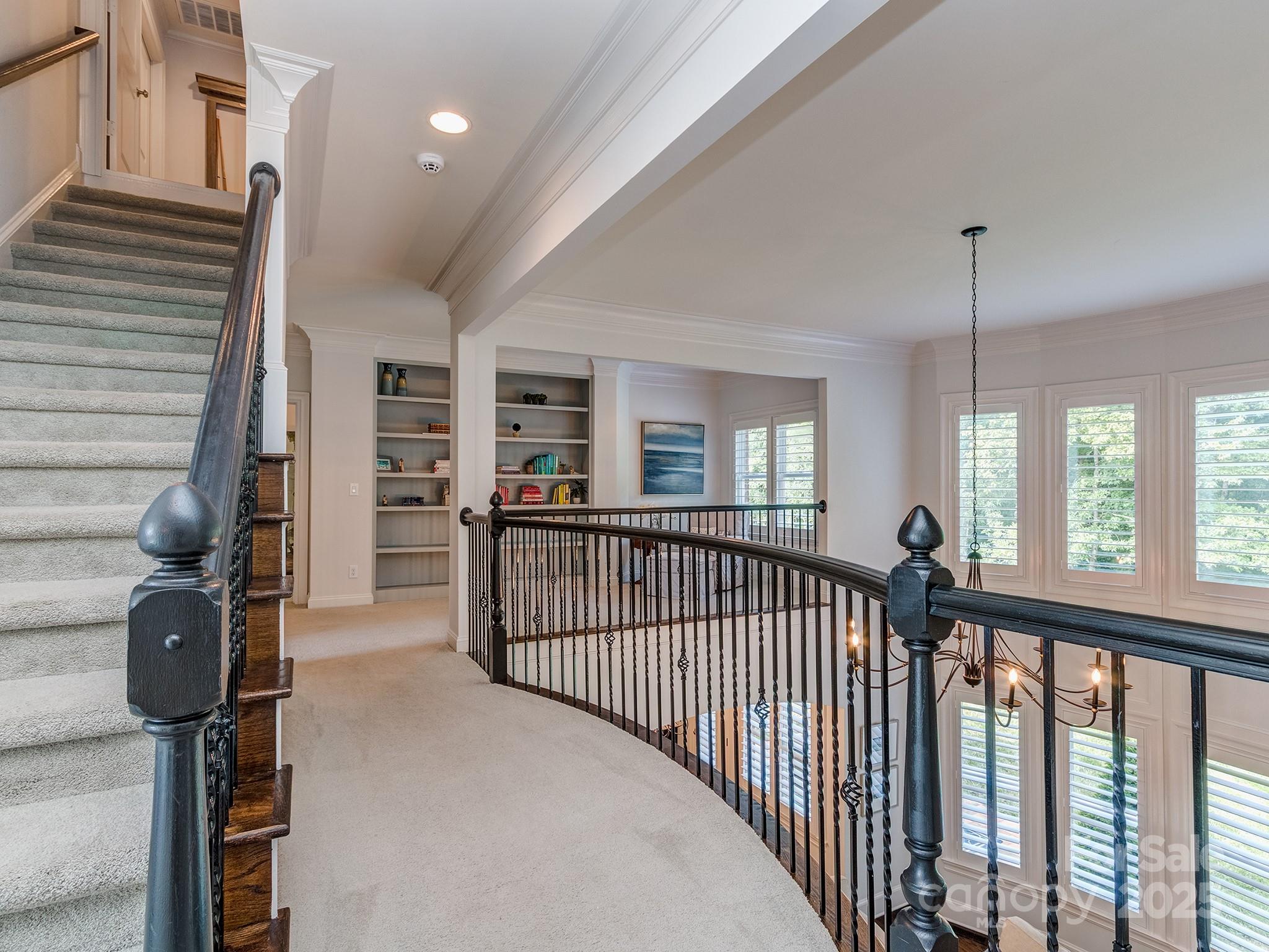 102 Montrose Drive