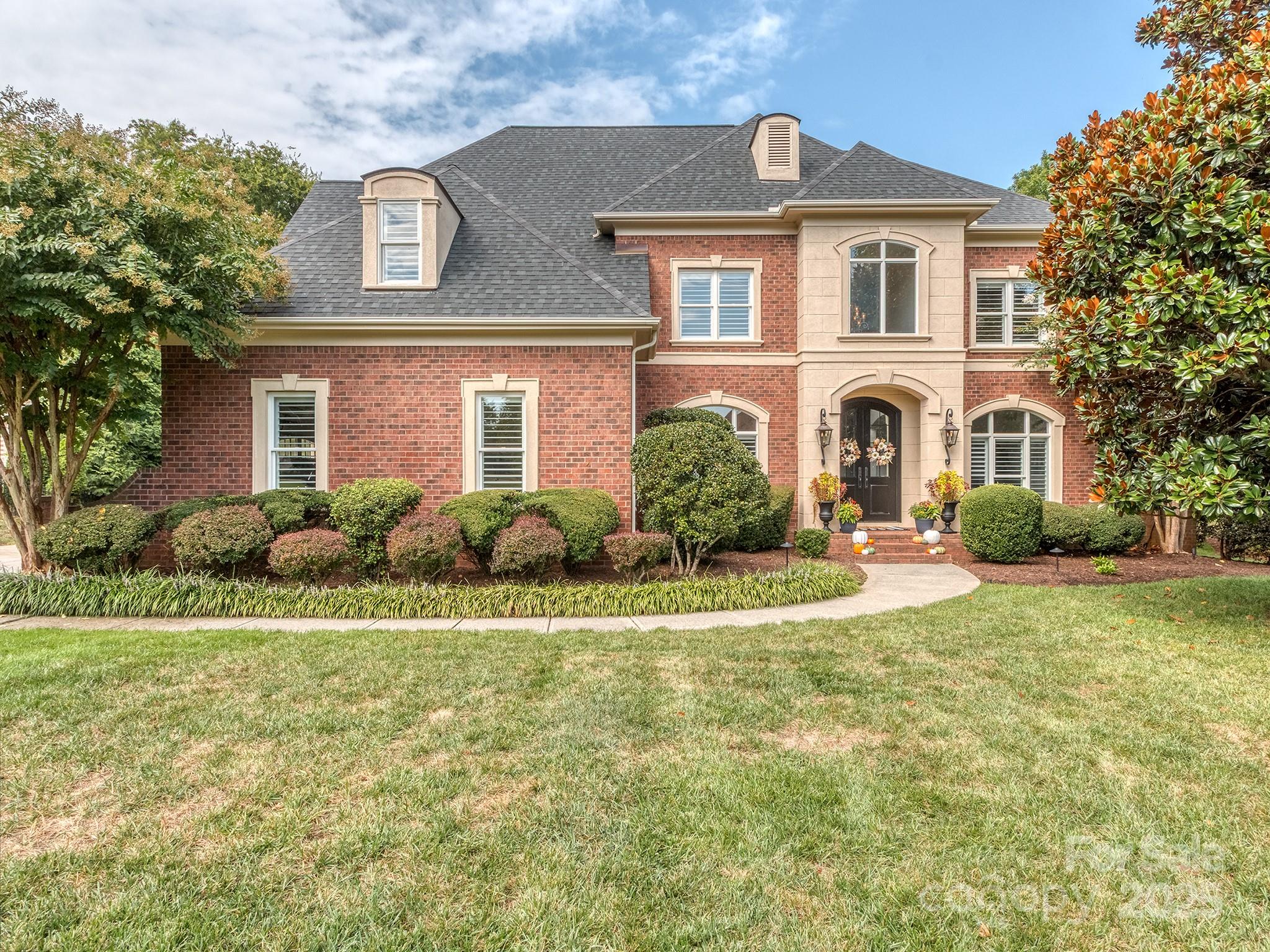 102 Montrose Drive