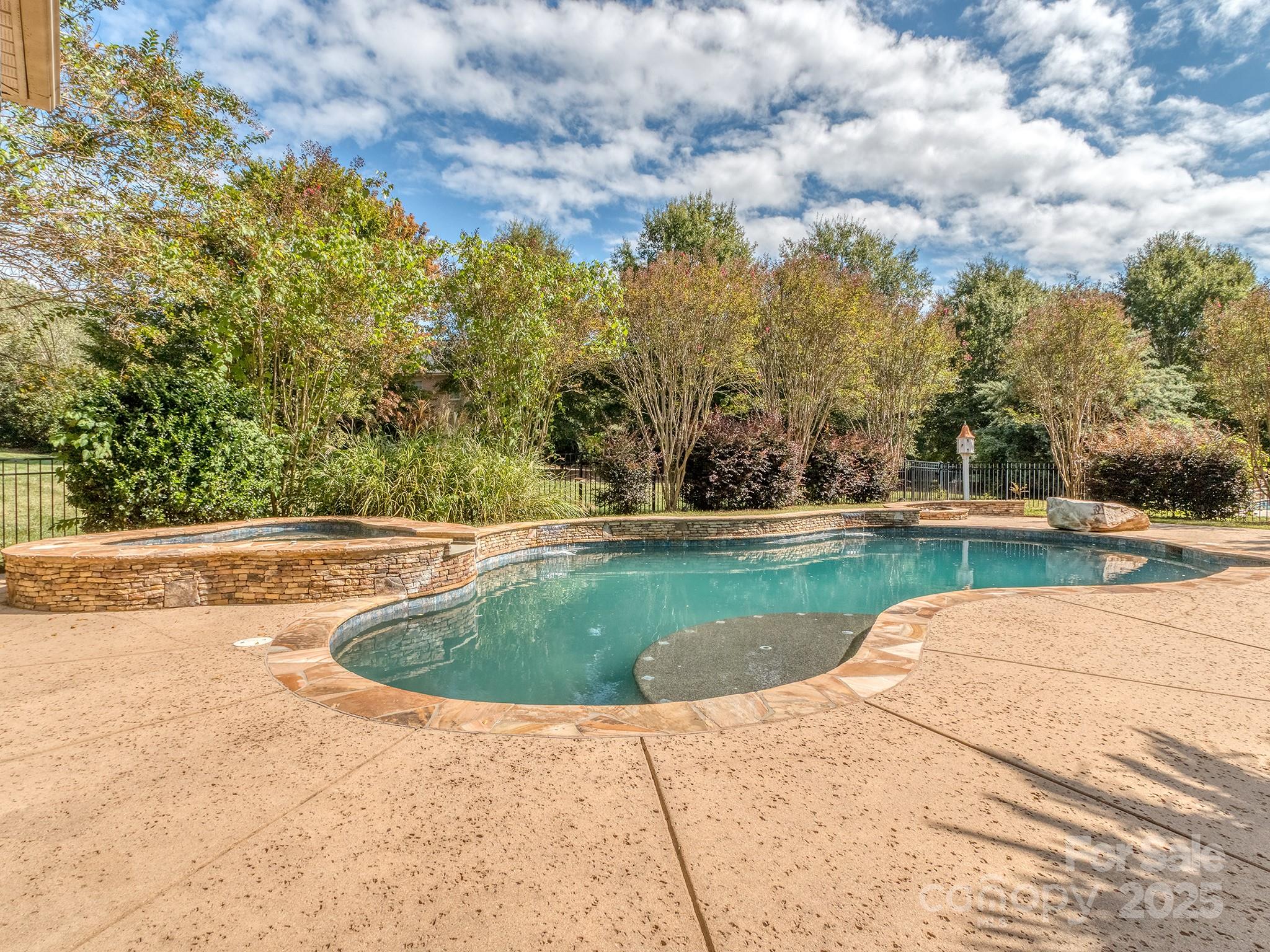 8208 Wingard Road