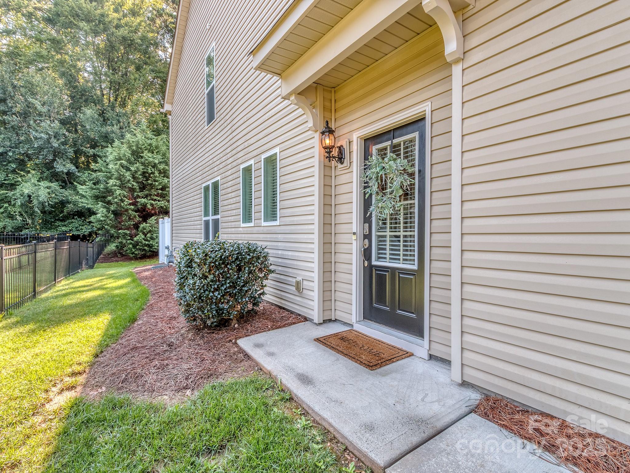 2203 Whitford Lane
