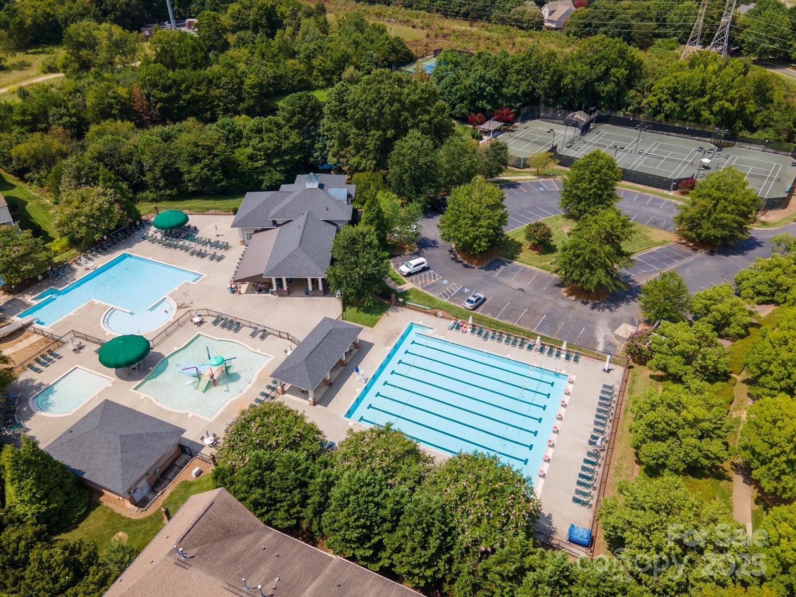 14648 Greenpoint Lane