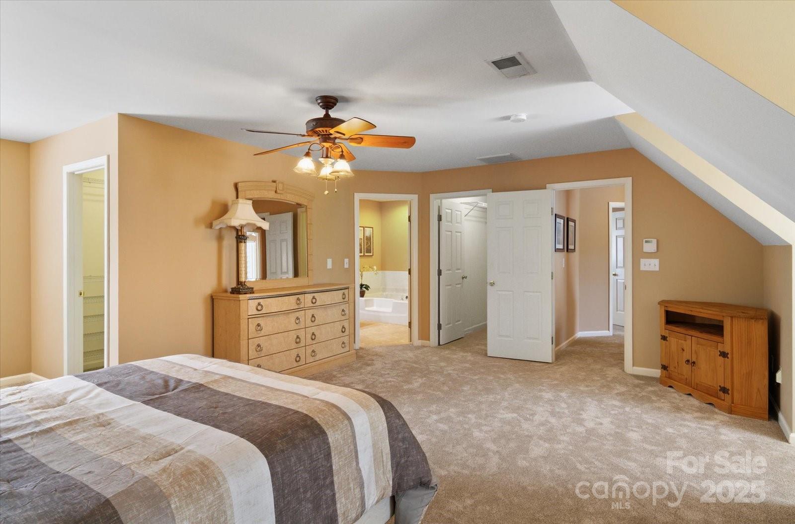 14648 Greenpoint Lane